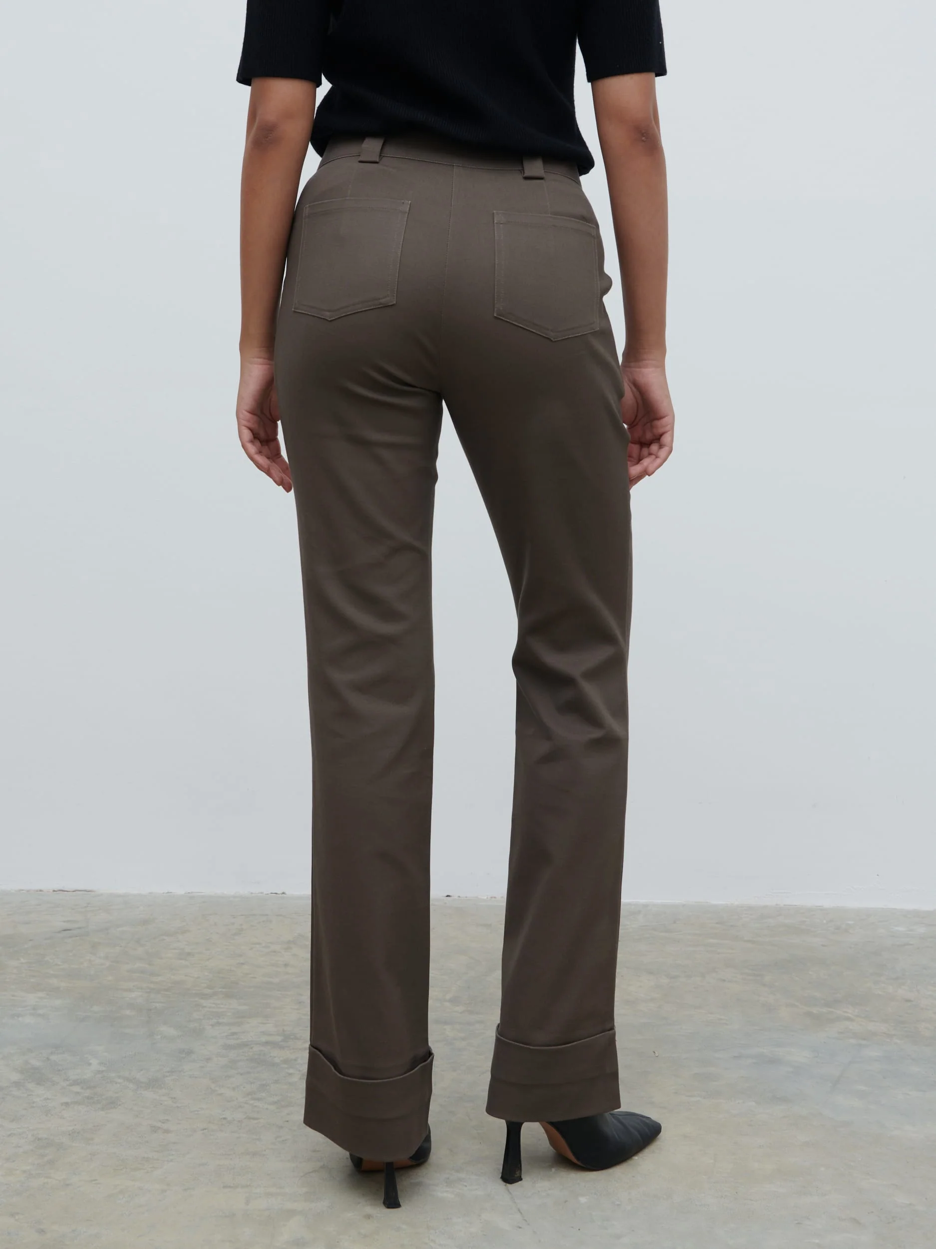 Eddie Turn Up Trousers - Khaki Brown - Image 5