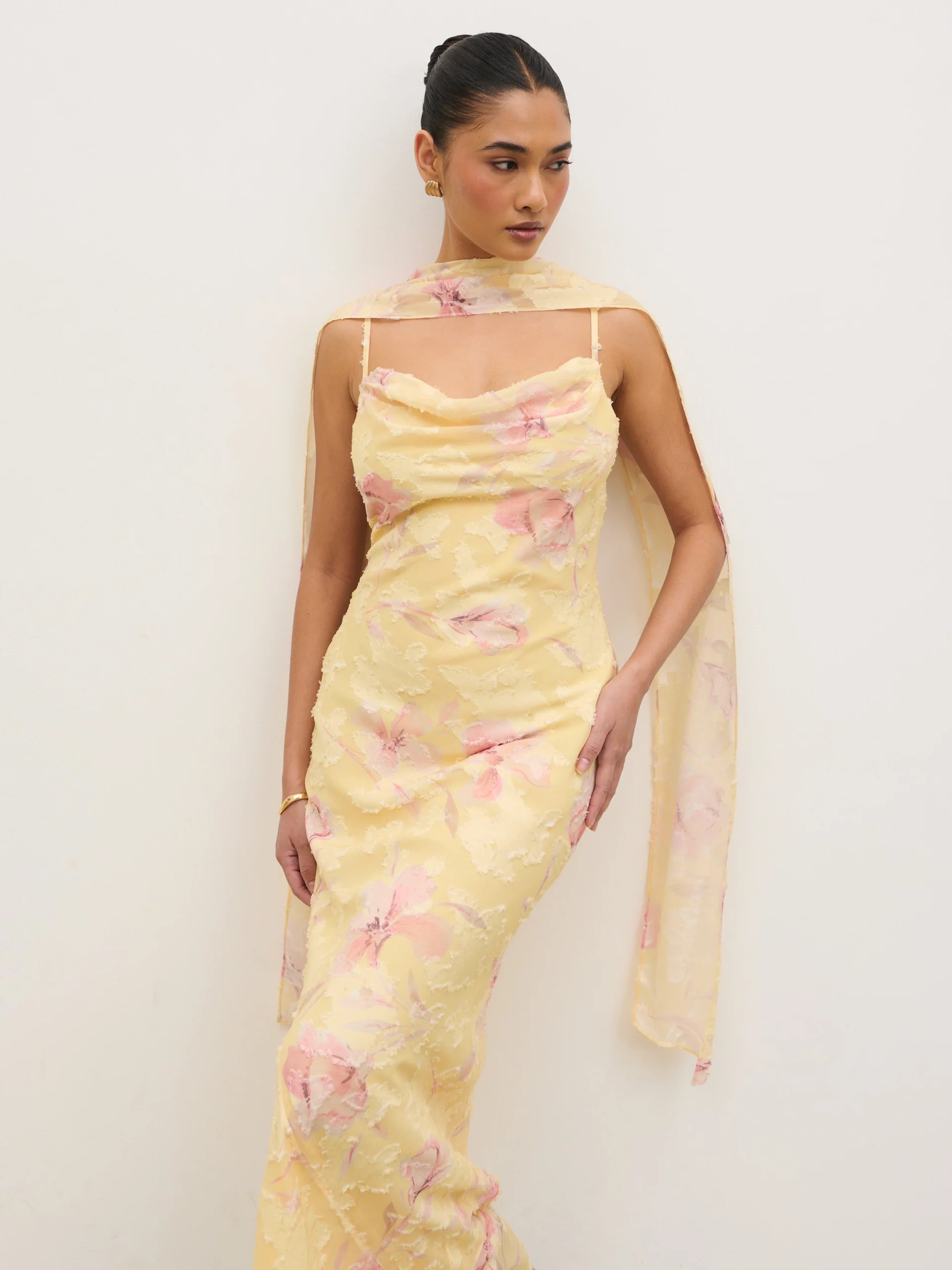 Eden Scarf Jacquard Printed Maxi Dress - Lemon Blush Floral - Image 2