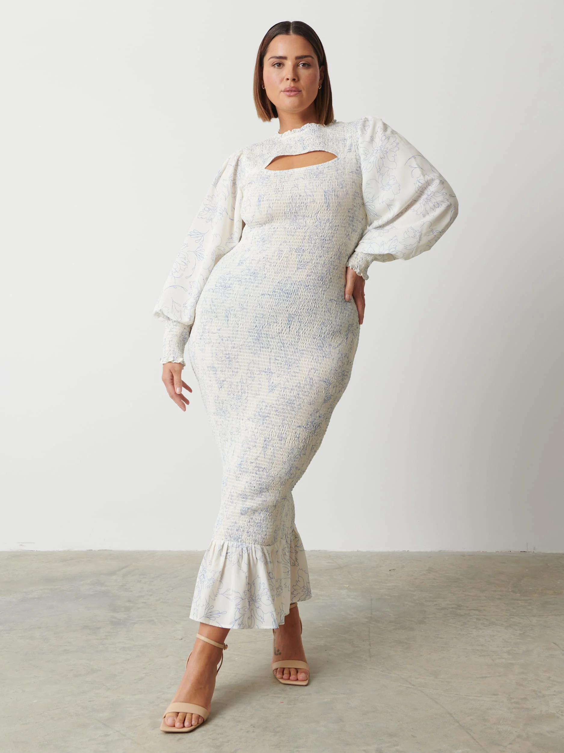 Elise Cut Out Shirred Printed Midaxi Dress Curve - Peony Abstract Floral - Image 3