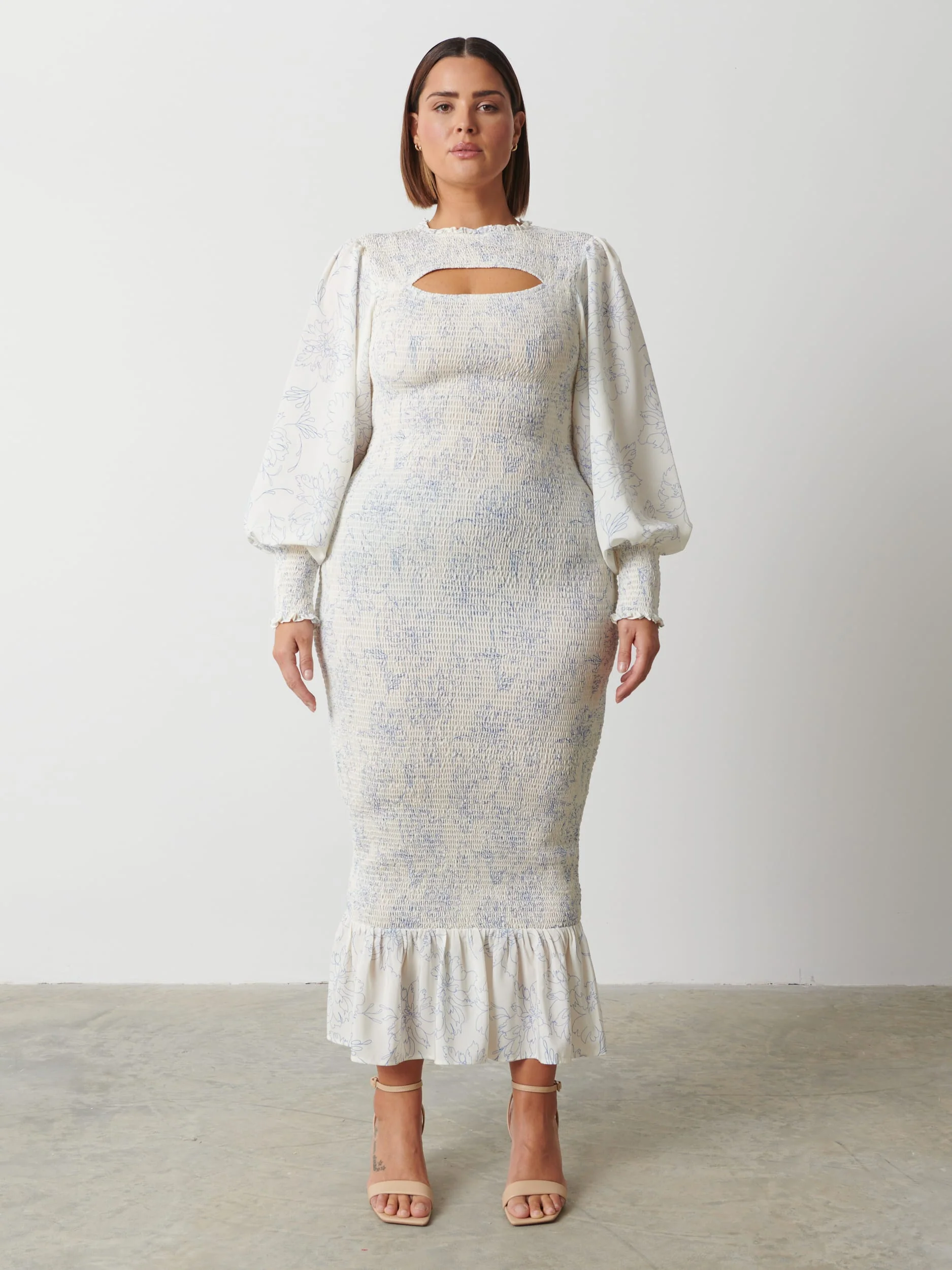 Elise Cut Out Shirred Printed Midaxi Dress Curve - Peony Abstract Floral - Image 4