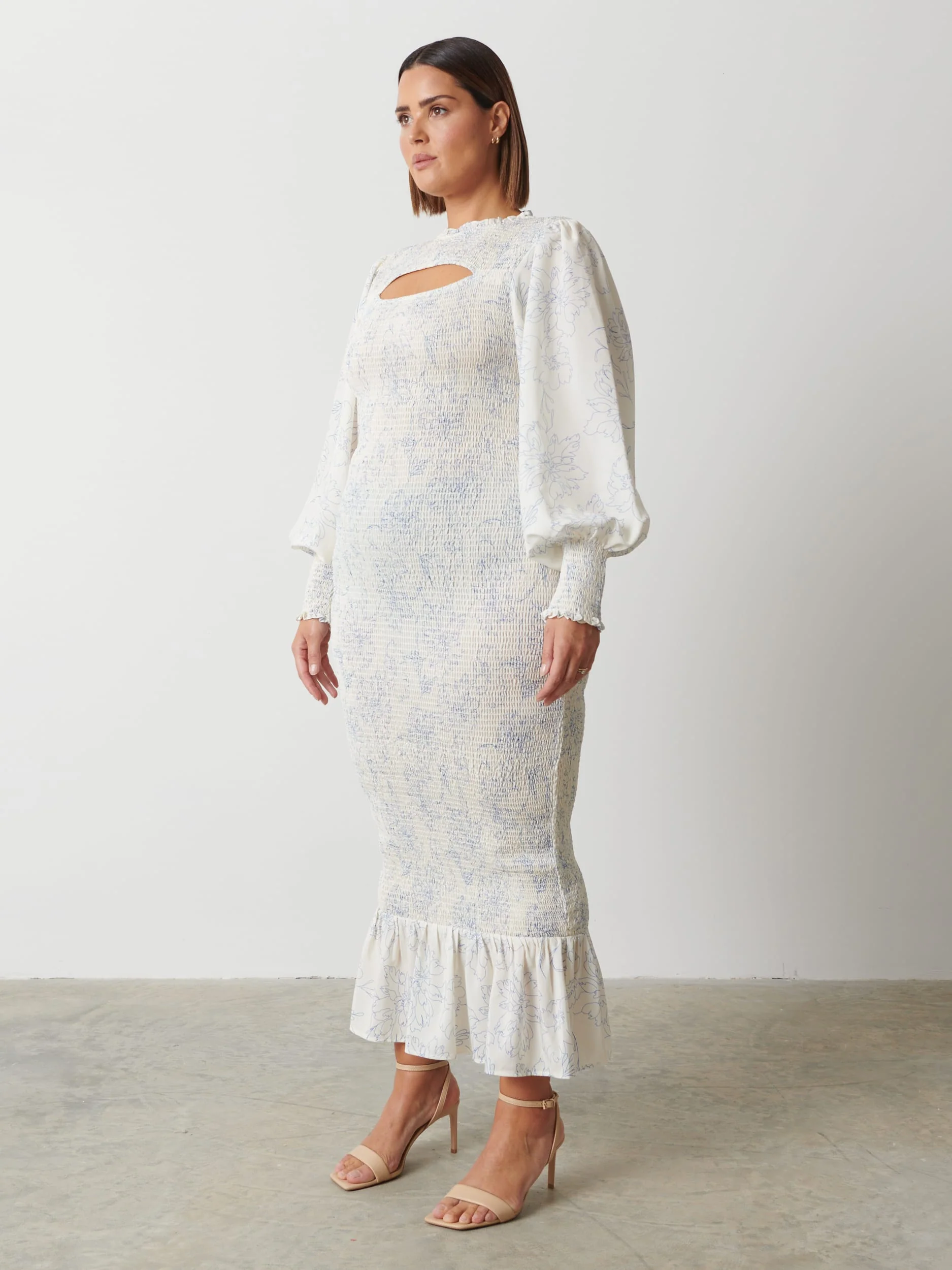 Elise Cut Out Shirred Printed Midaxi Dress Curve - Peony Abstract Floral - Image 5