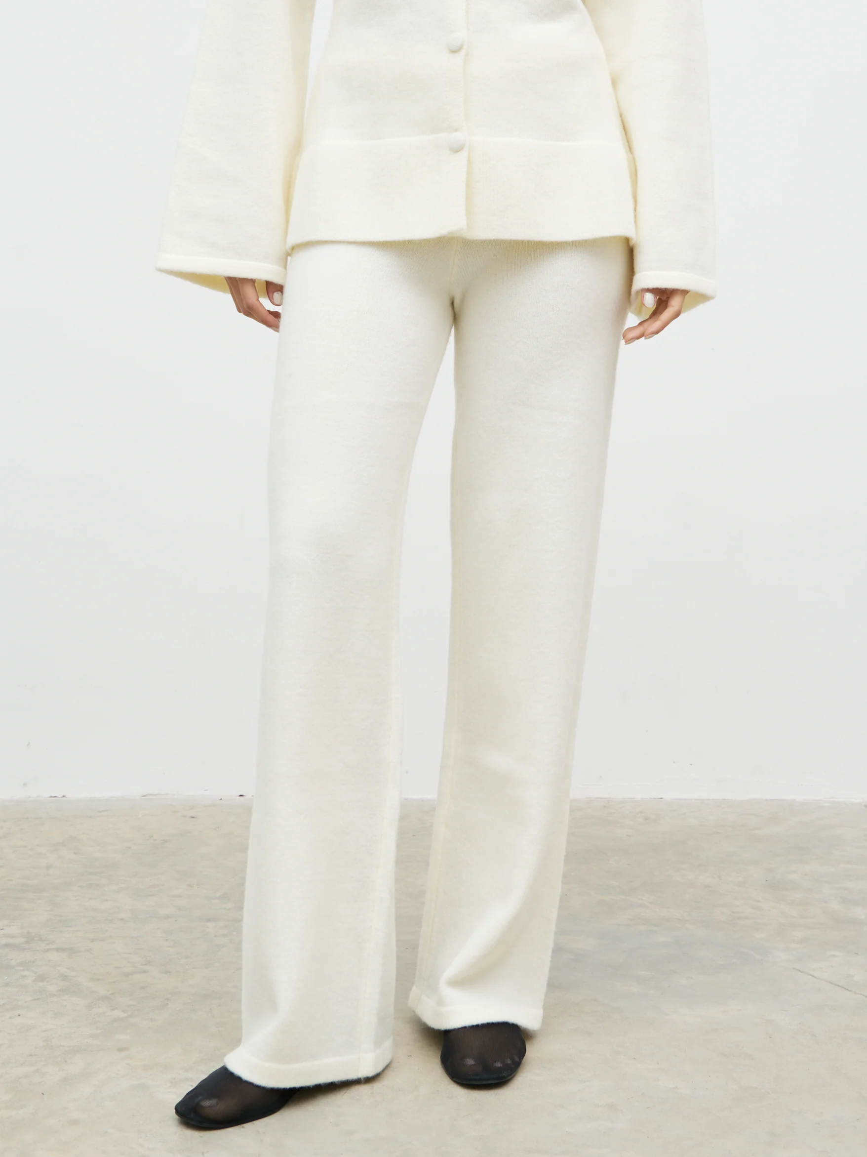 Ellice Knit Trousers - Cream - Image 4
