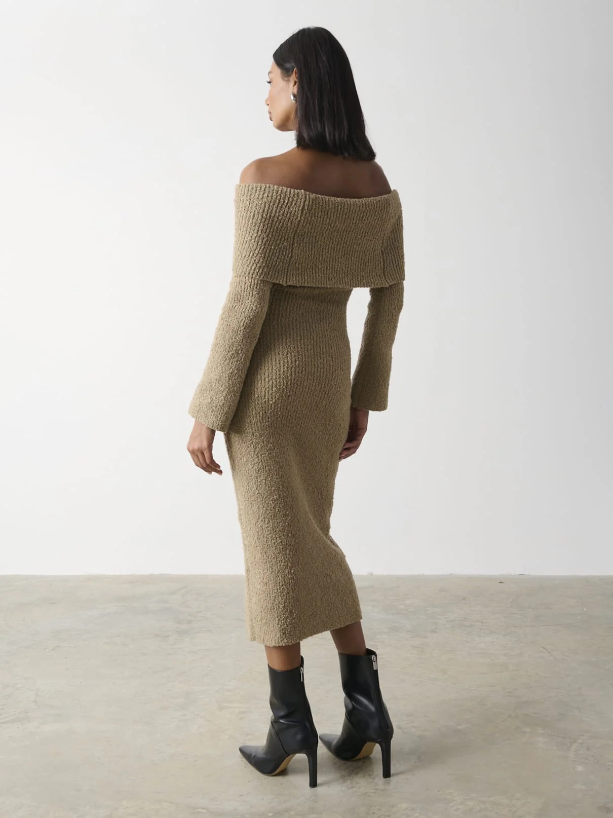 Elodie Midaxi Bardot Knit Dress - Mushroom - Image 3