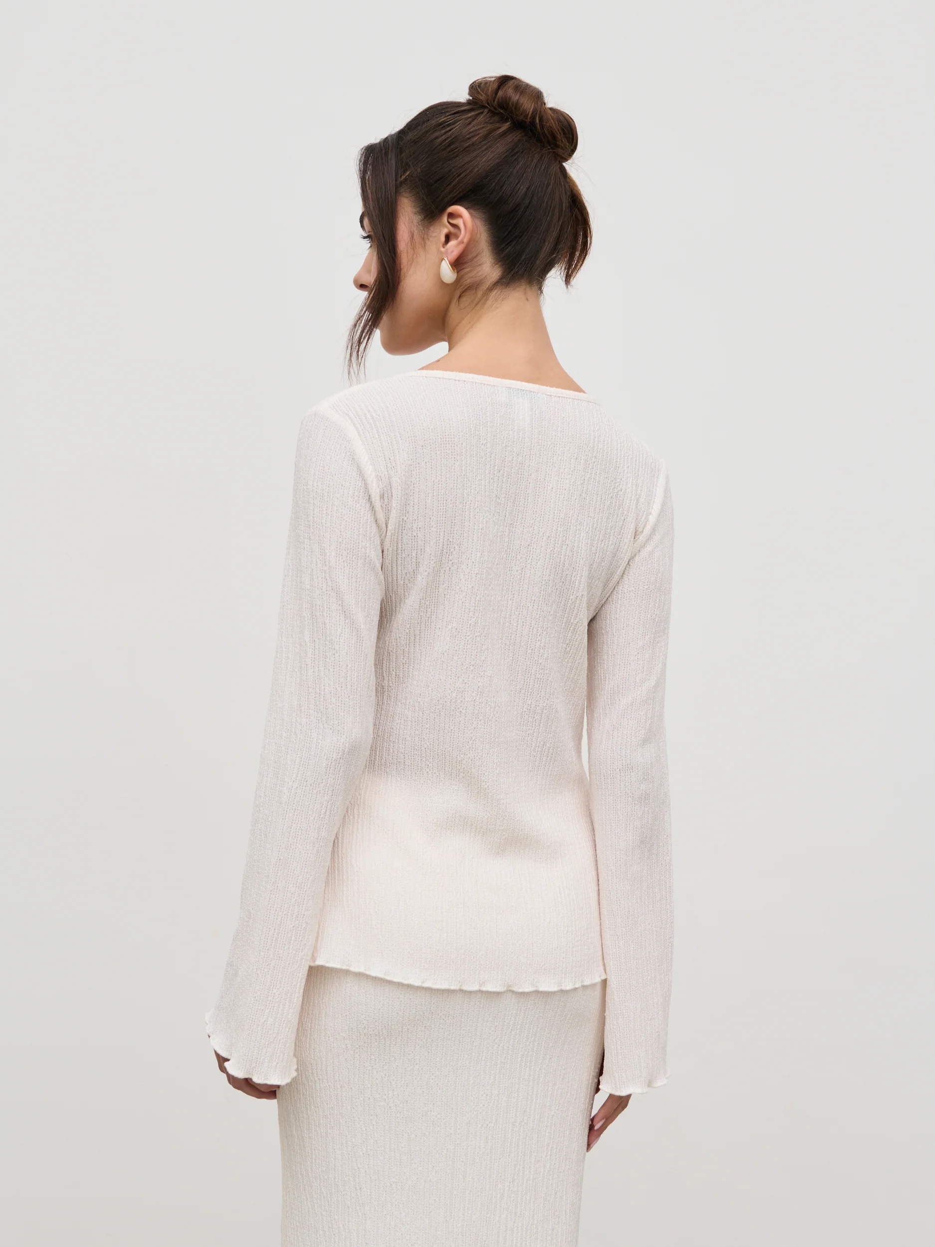 Evalina Crinkle Corsage Detail Top - Cream - Image 8