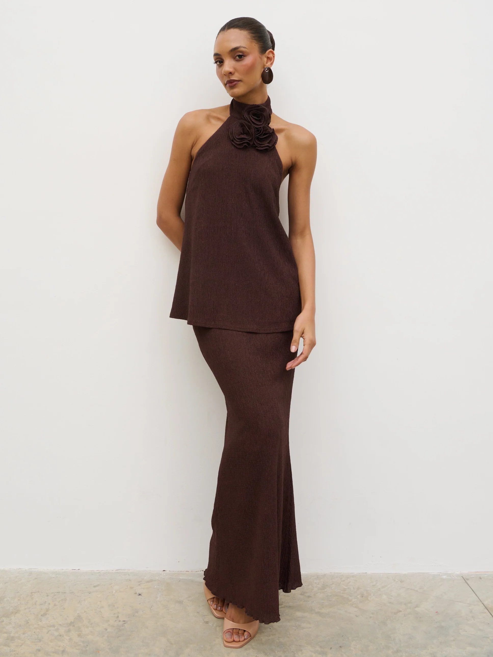 Evalina Crinkle Maxi Skirt - Brown - Image 5