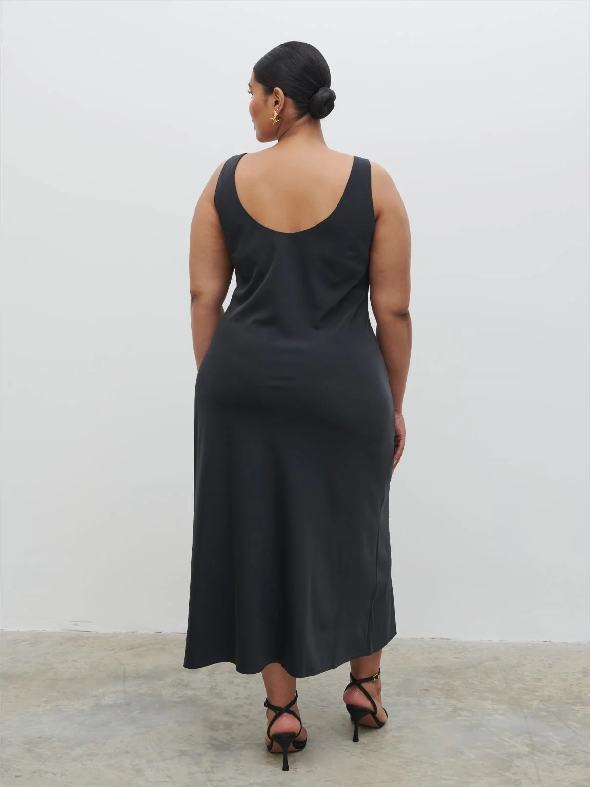 Evelyn Satin Slip Midaxi Dress Curve - Black - Image 3