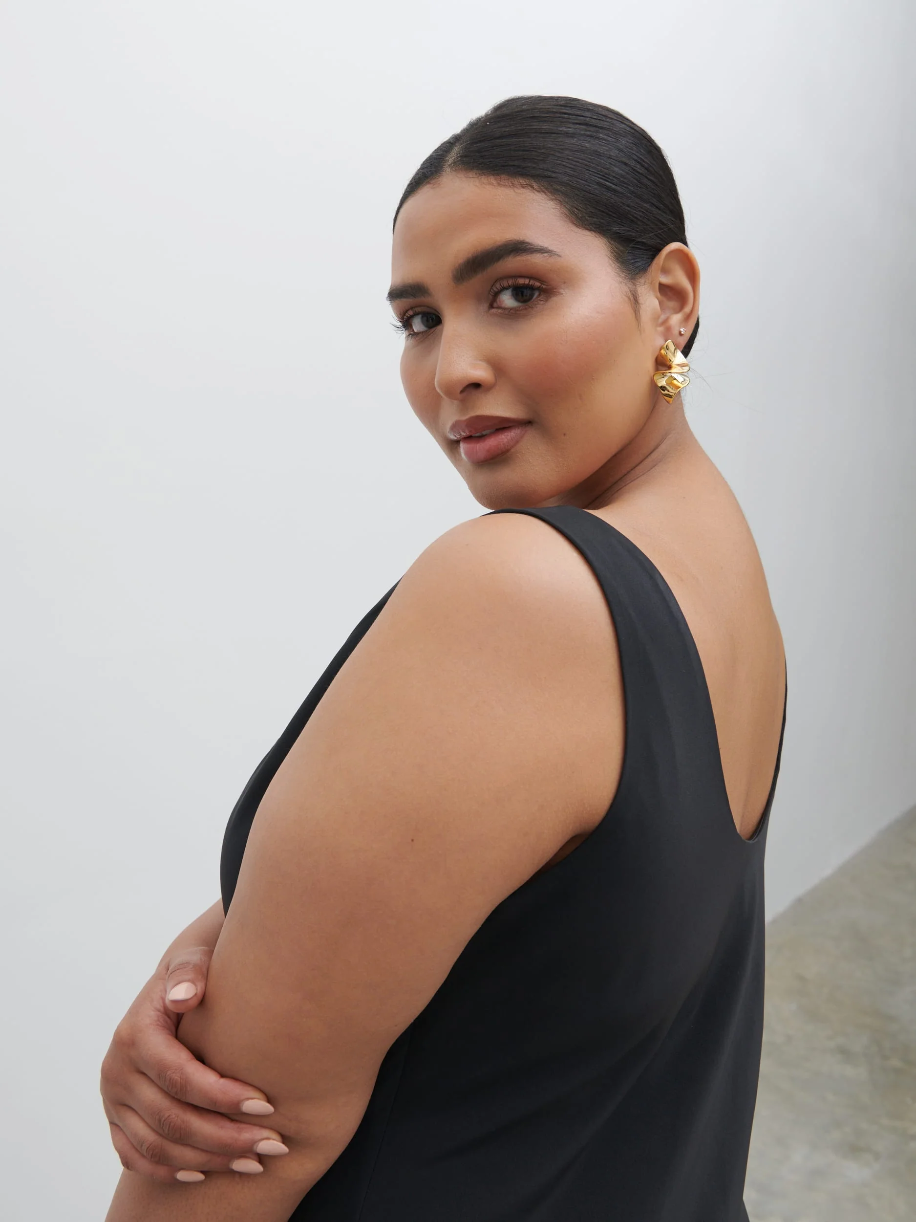 Evelyn Satin Slip Midaxi Dress Curve - Black - Image 4