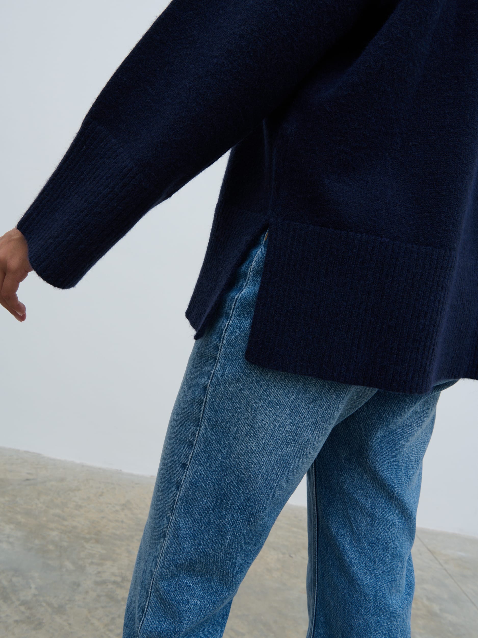 Finnity Slouchy Crew Neck Knit Jumper - Navy - Image 4