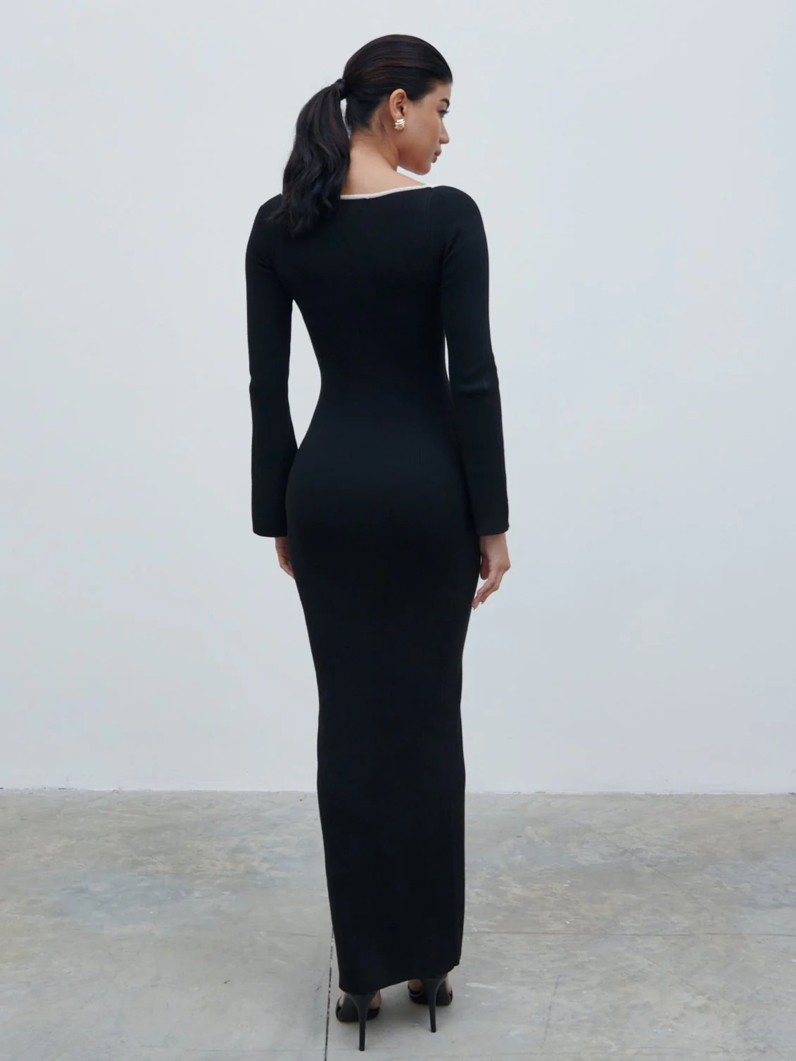 Freya Contrast Knit Maxi Dress - Black and Cream - Image 4