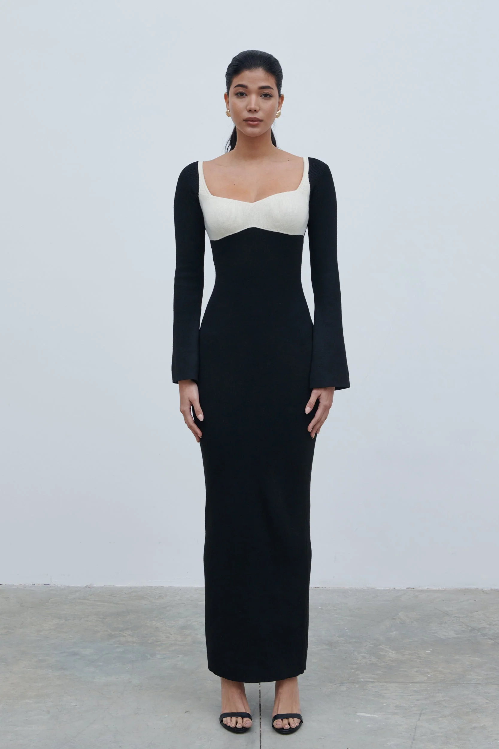 Freya Contrast Knit Maxi Dress - Black and Cream - Image 7