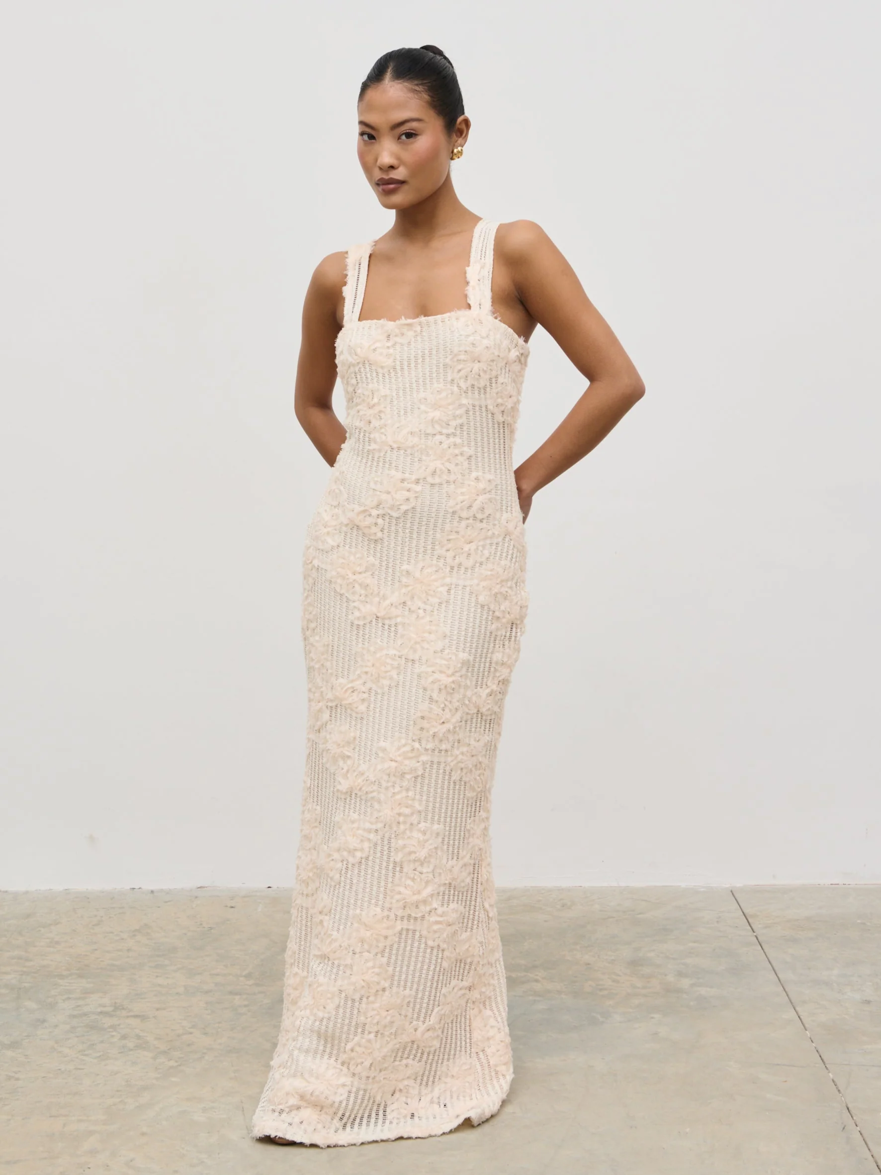 Gigou Crochet Floral Maxi Dress - Cream - Image 5