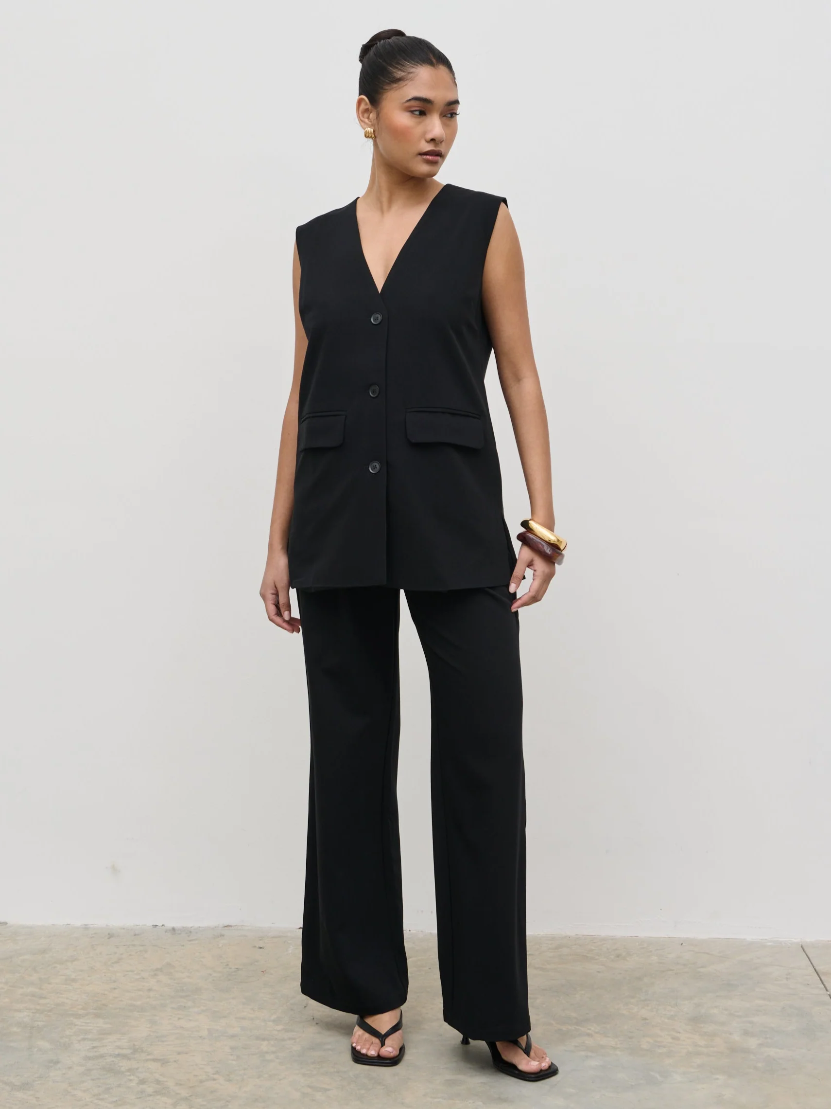 Harlee Sleeveless Waistcoat - Black - Image 5