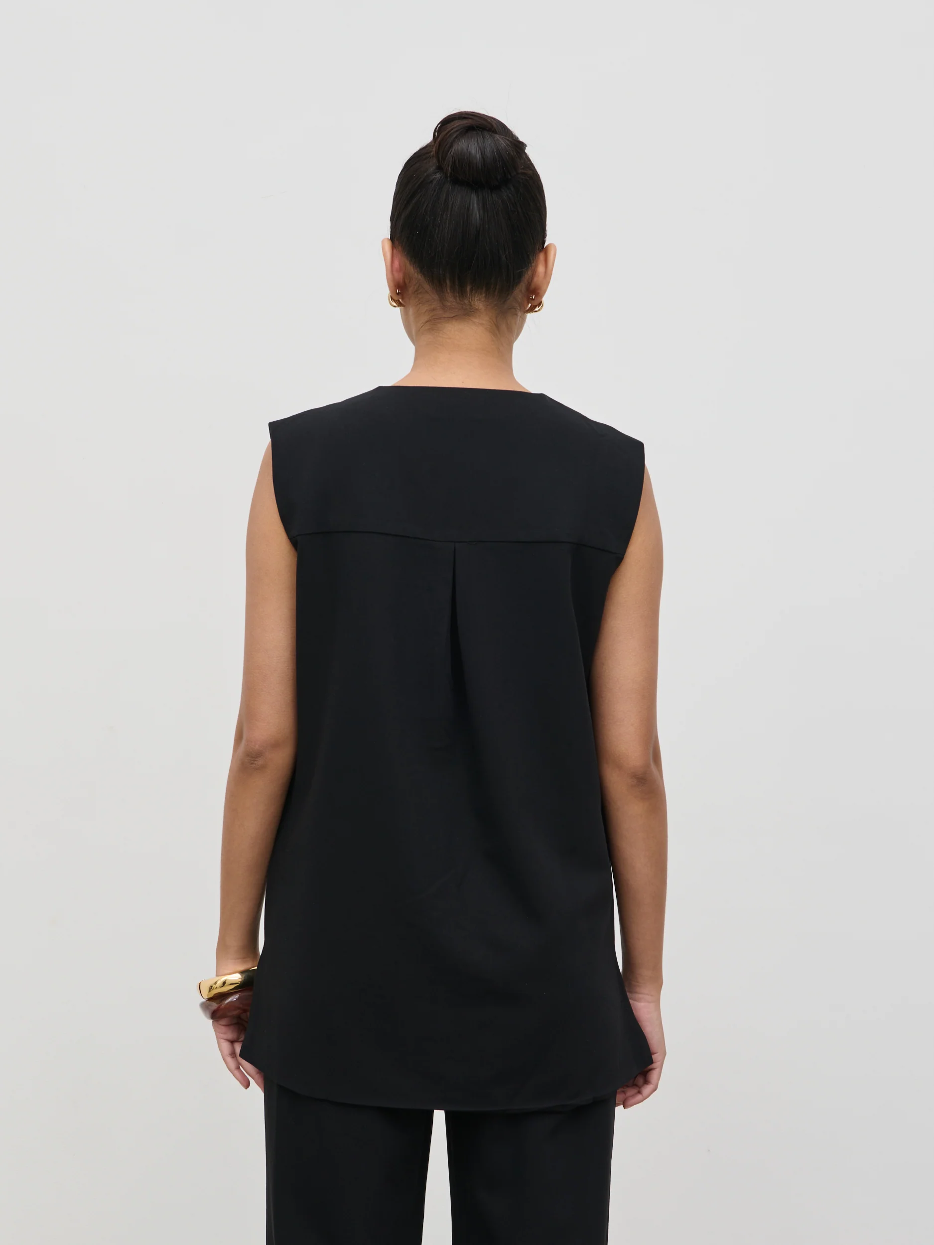 Harlee Sleeveless Waistcoat - Black - Image 6