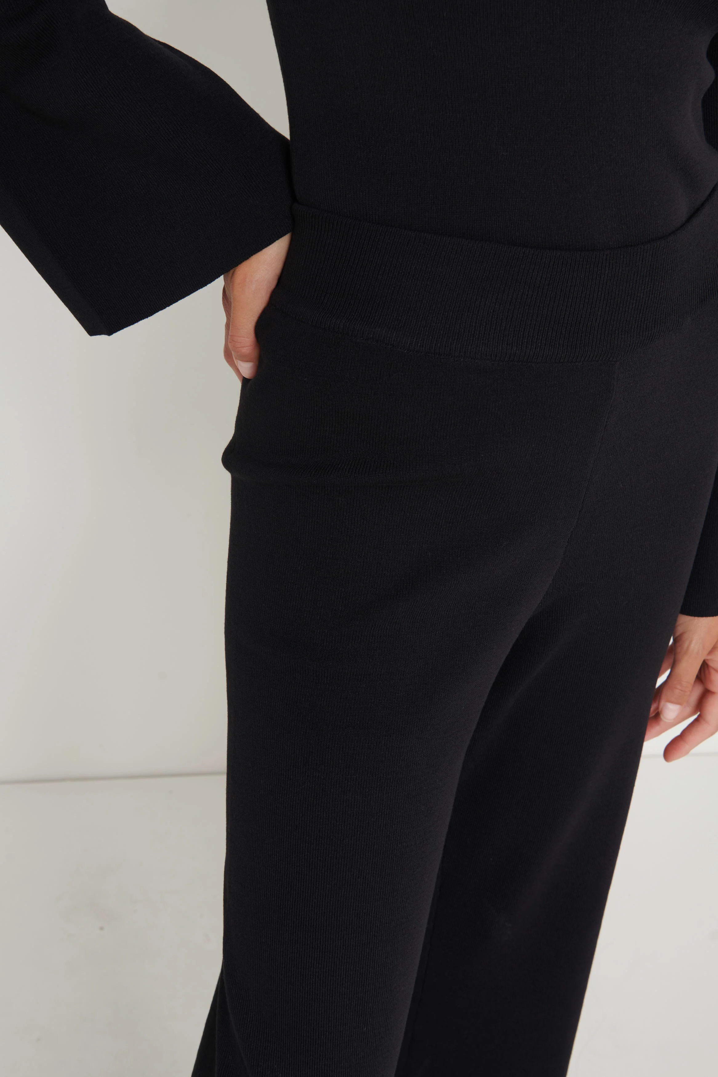 Hayden Knit Trousers - Black - Image 4