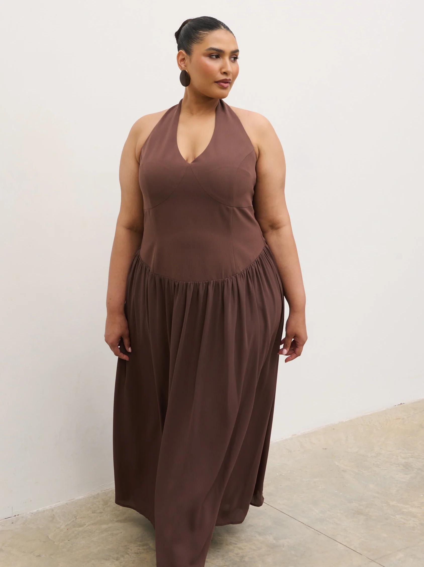 Isadora Drop Waist Maxi Dress Curve - Chocolate Brown - Image 5