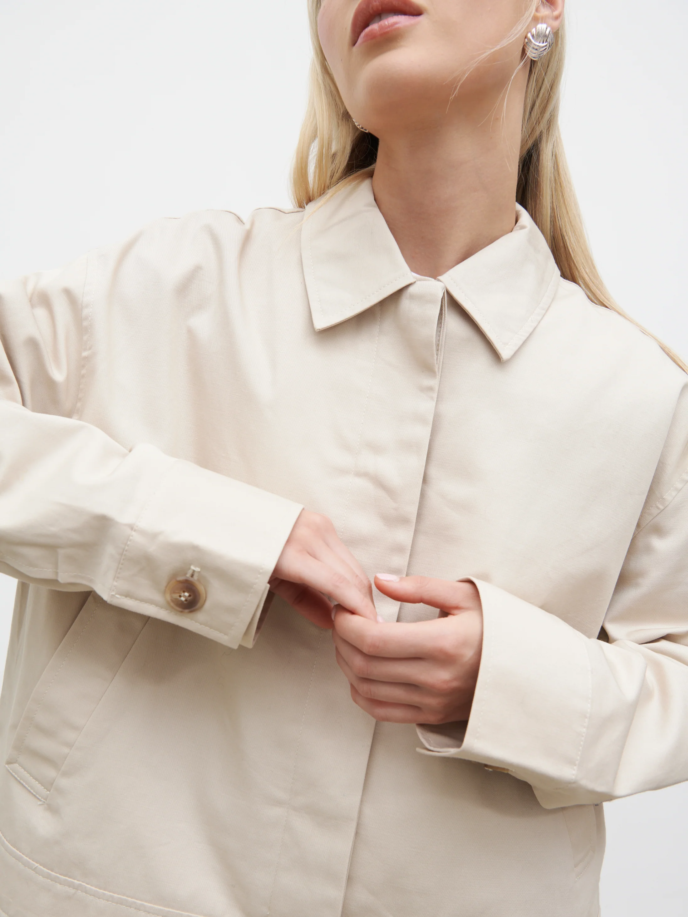 Isla Cropped Trench Coat - Stone - Image 2