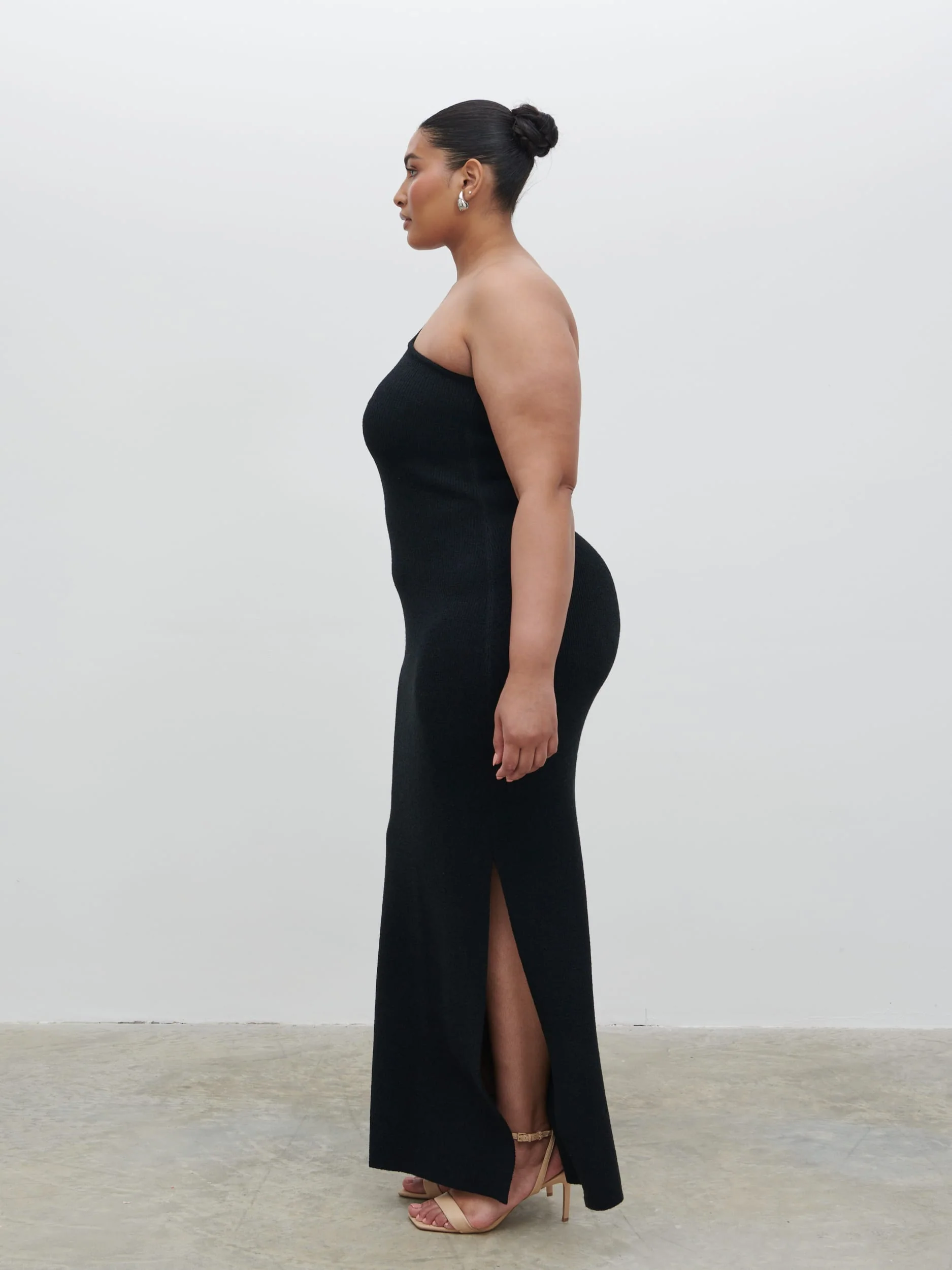 Juno One Shoulder Knit Maxi Dress Curve - Black - Image 4