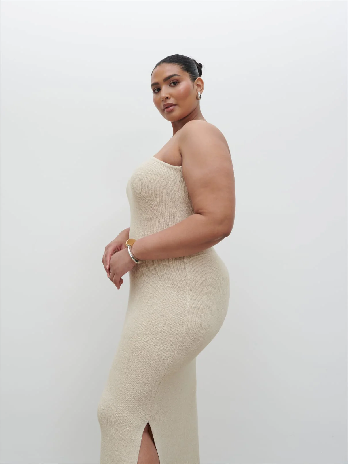 Juno One Shoulder Knit Maxi Dress Curve - Oatmeal - Image 4