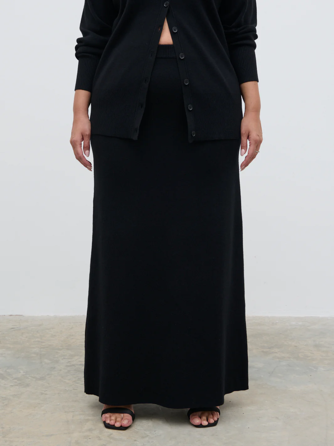 Justine Rib Knit Maxi Skirt Curve - Black - Image 4