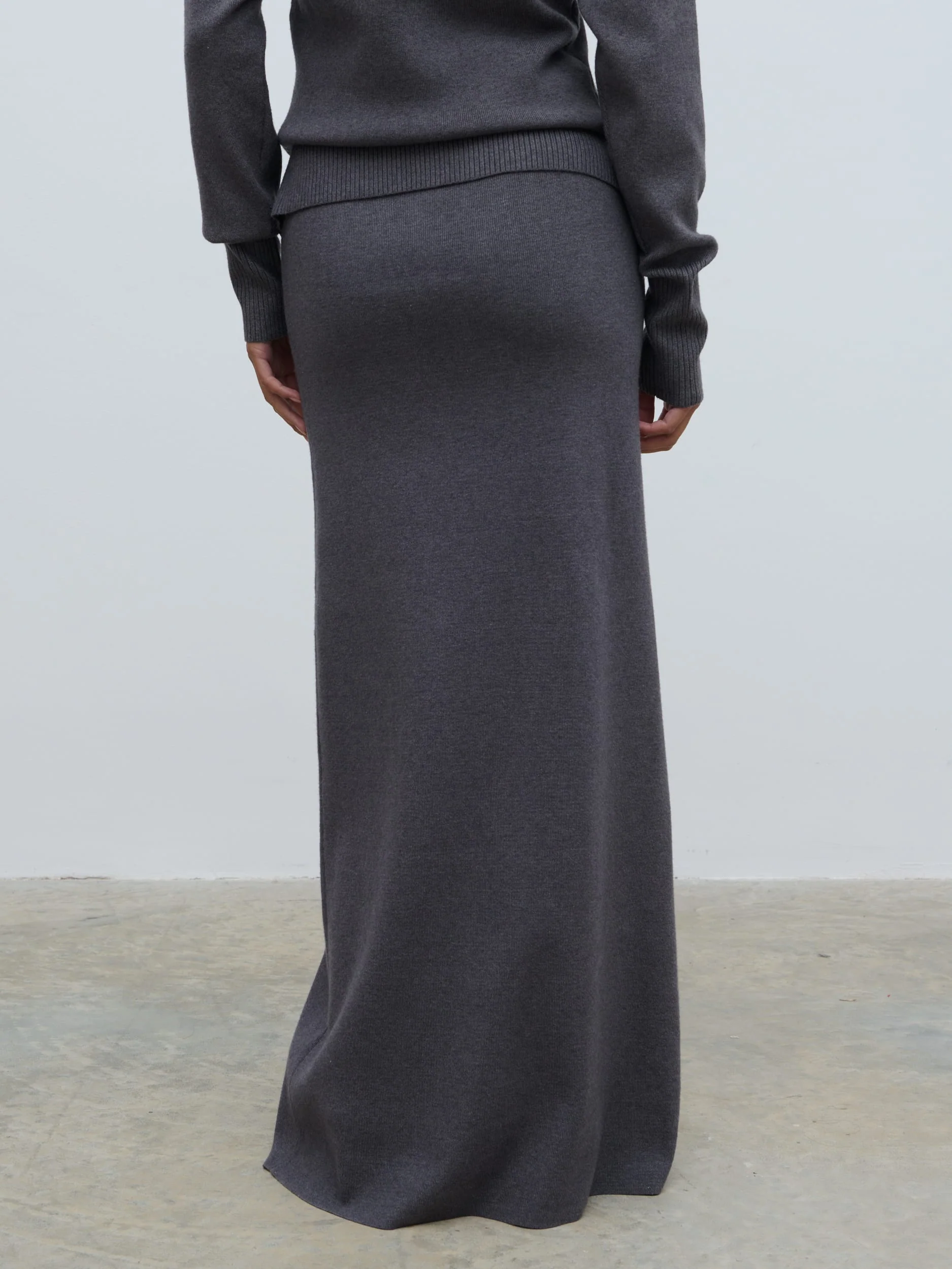 Justine Rib Knit Maxi Skirt - Grey Marl - Image 4