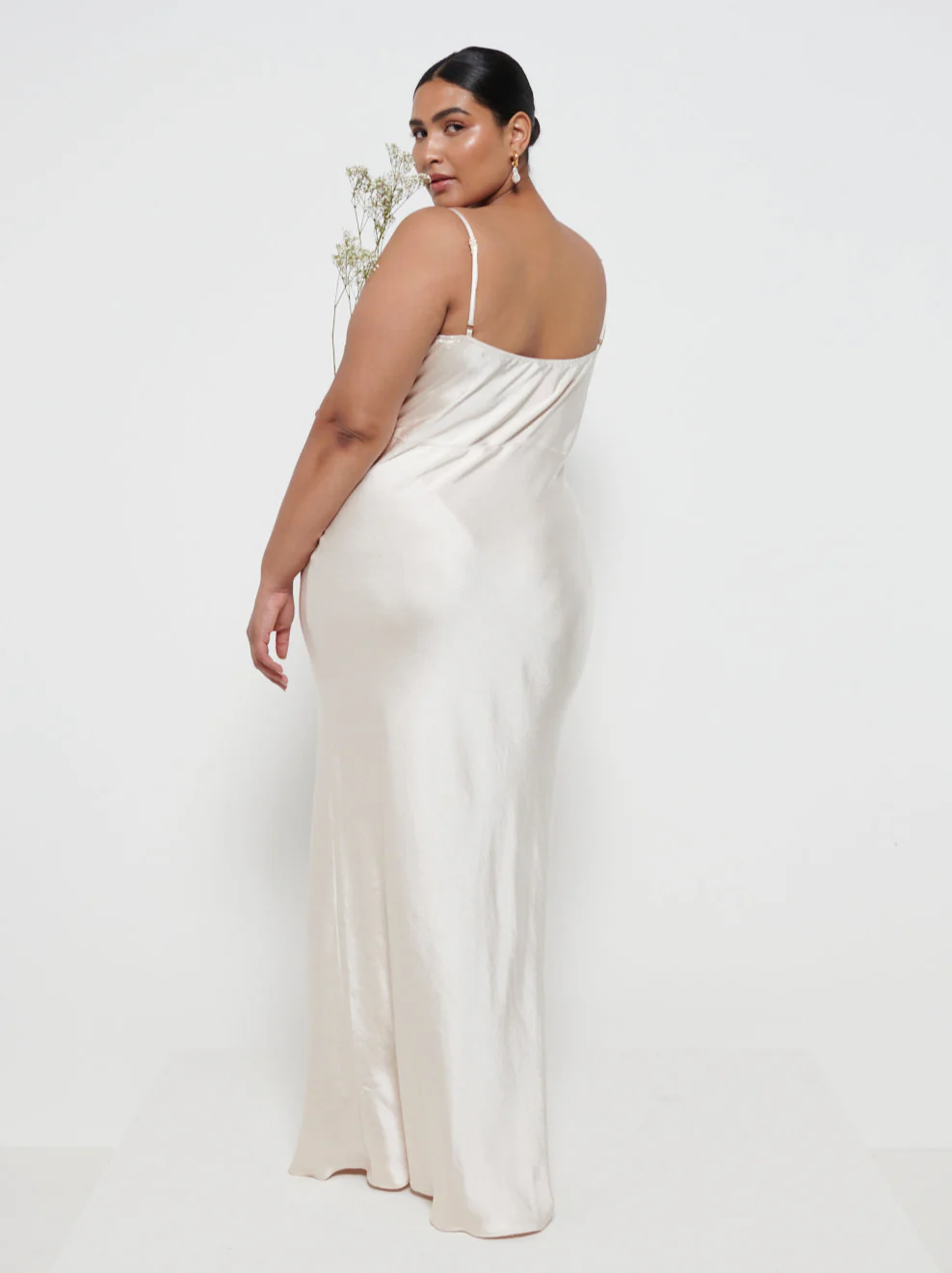 Keisha Maxi Bridesmaid Dress Curve - Matte Champagne - Image 3