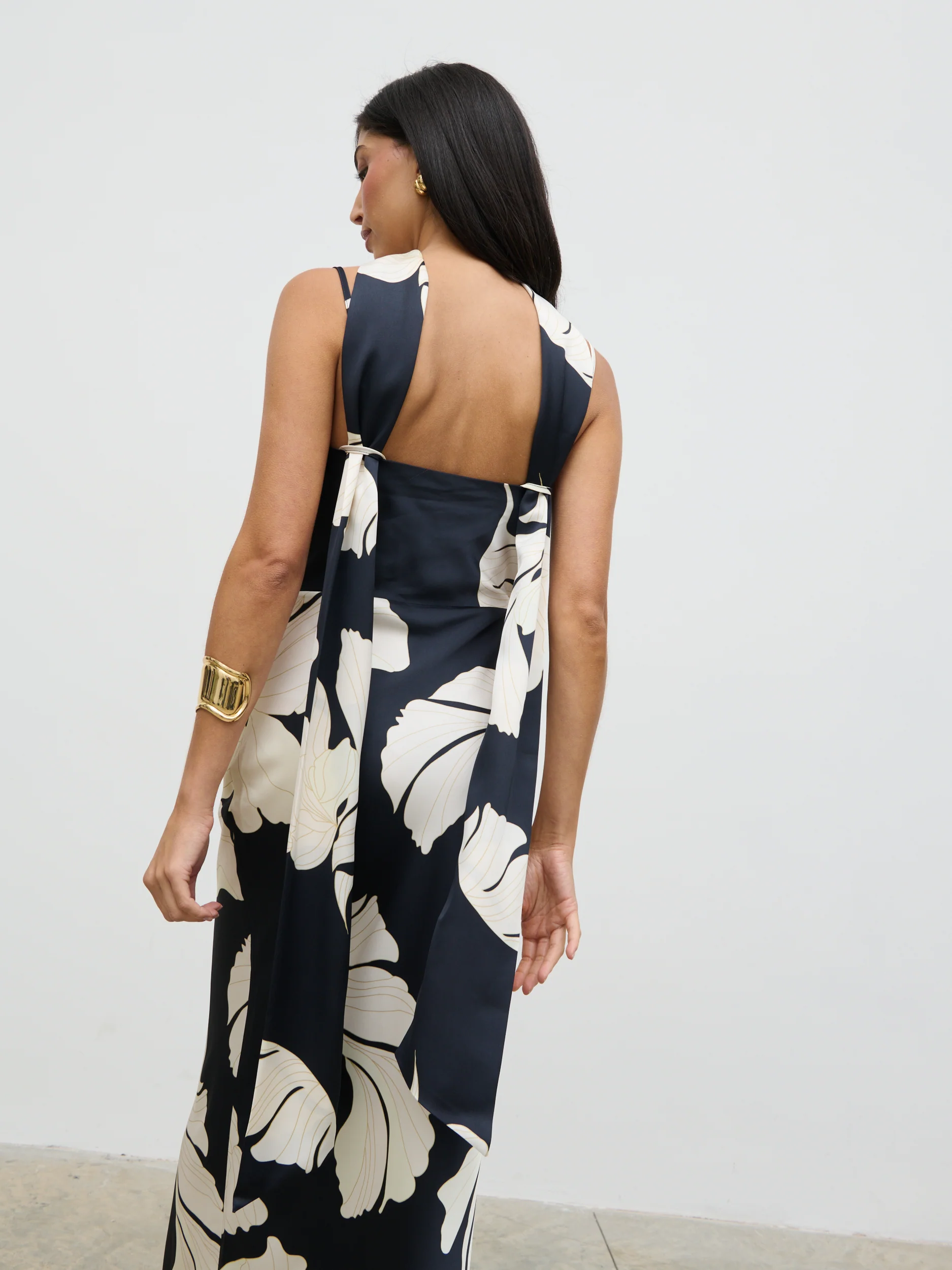 Keisha Scarf Maxi Dress - Large Scale Monochrome Floral - Image 8