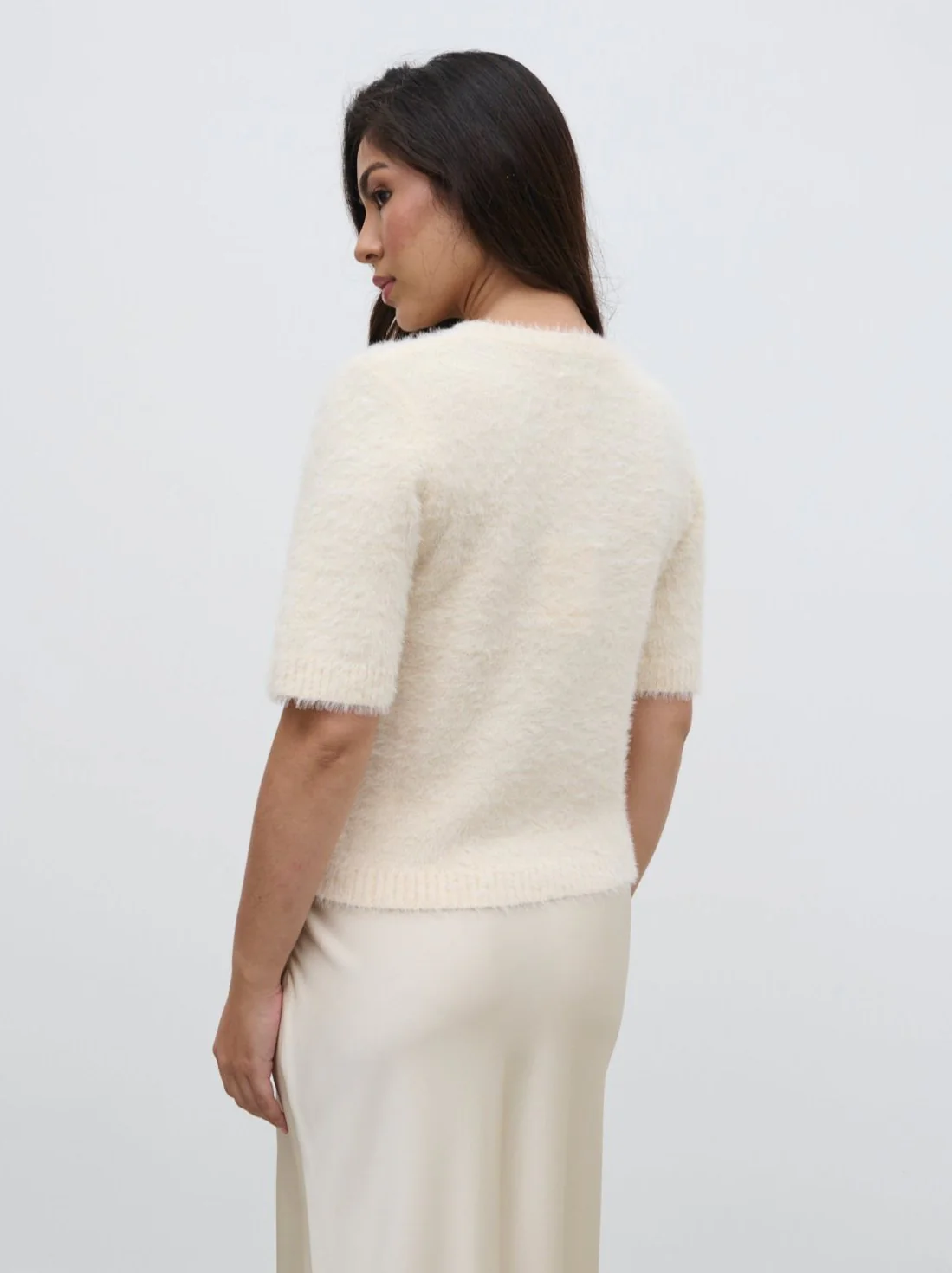 Kelly Cropped Fluffy Knit T-Shirt - Cream - Image 4