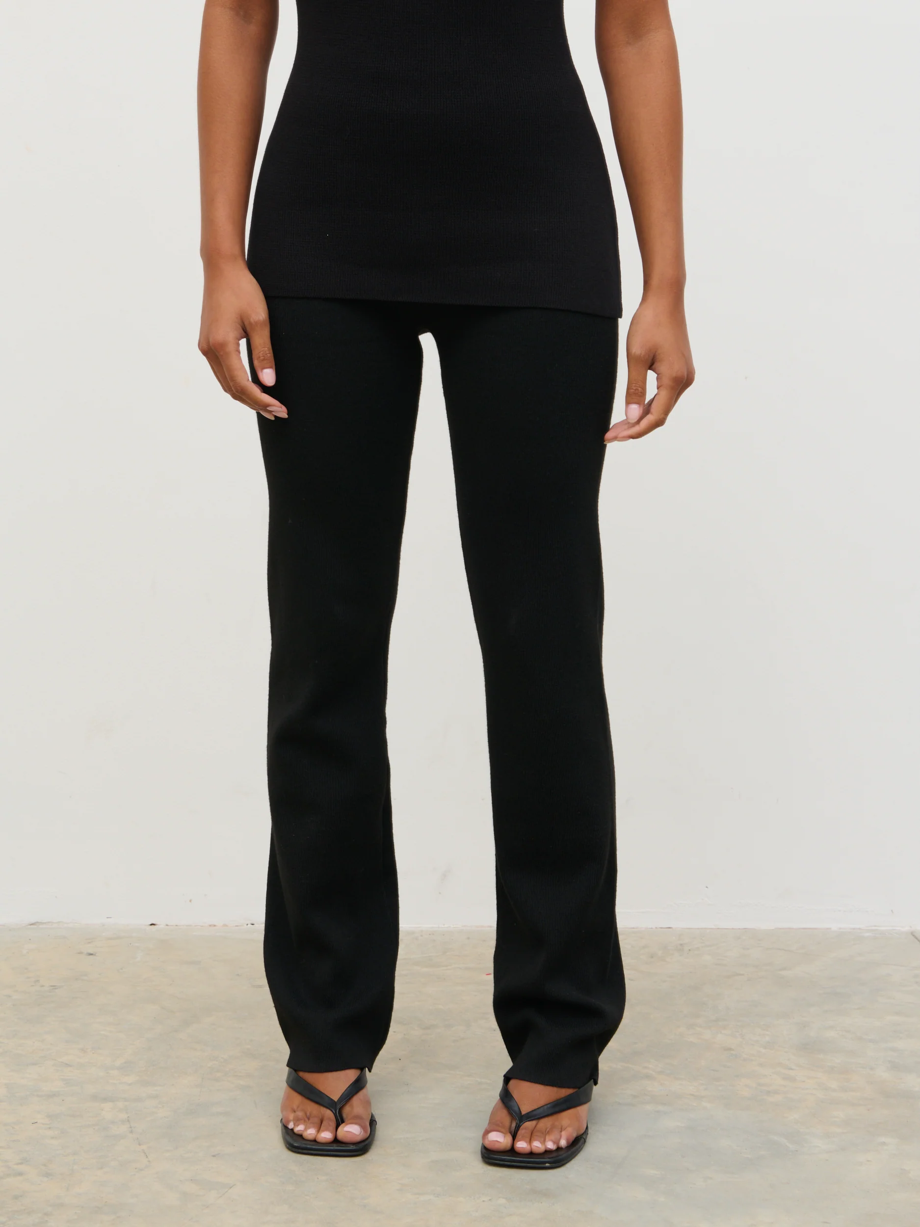 Kyra Slim Flared Knit Trousers - Black - Image 3