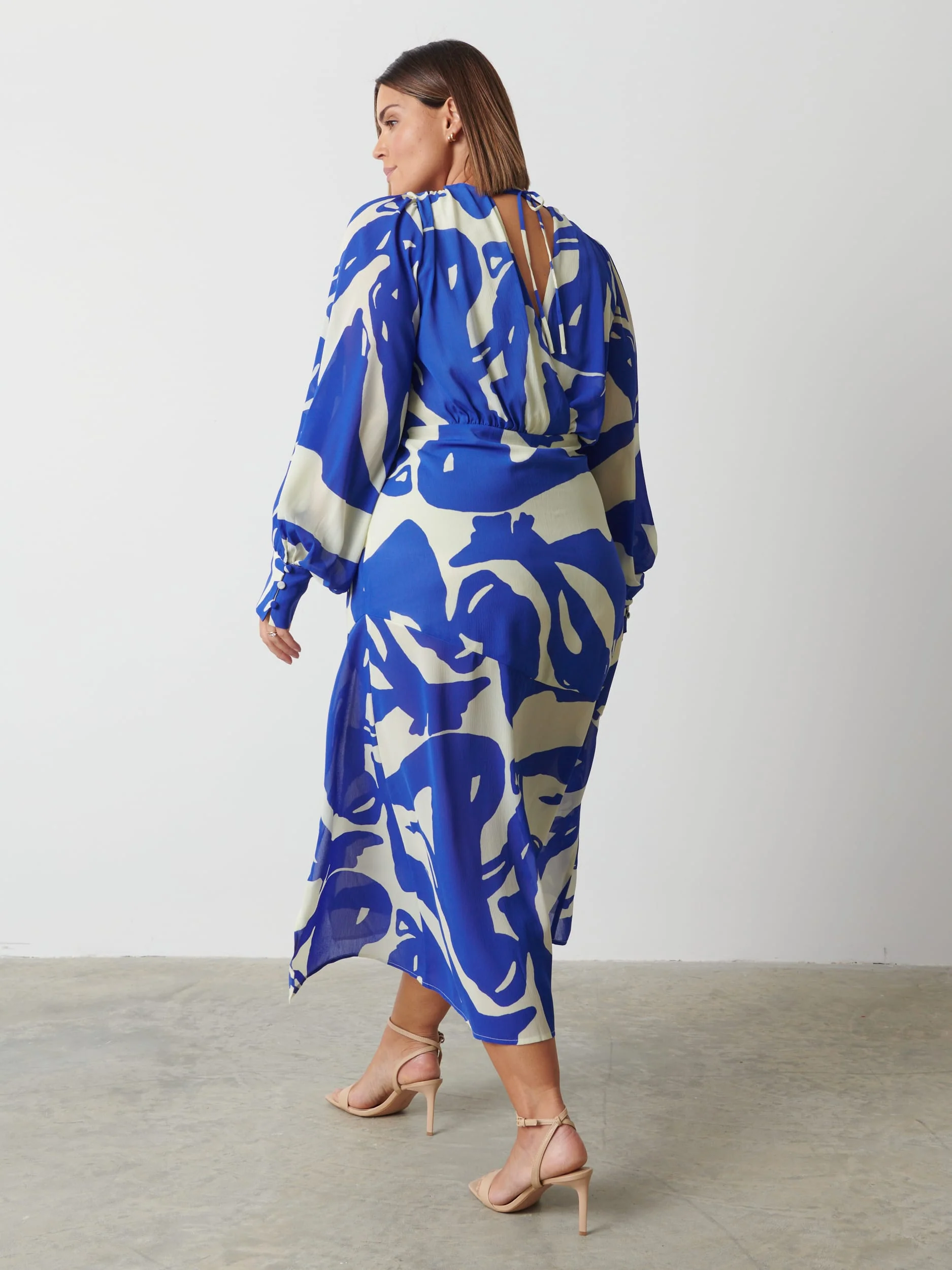 Lilianna Backless Balloon Sleeve Printed Dress - Blue Abstract - Image 9