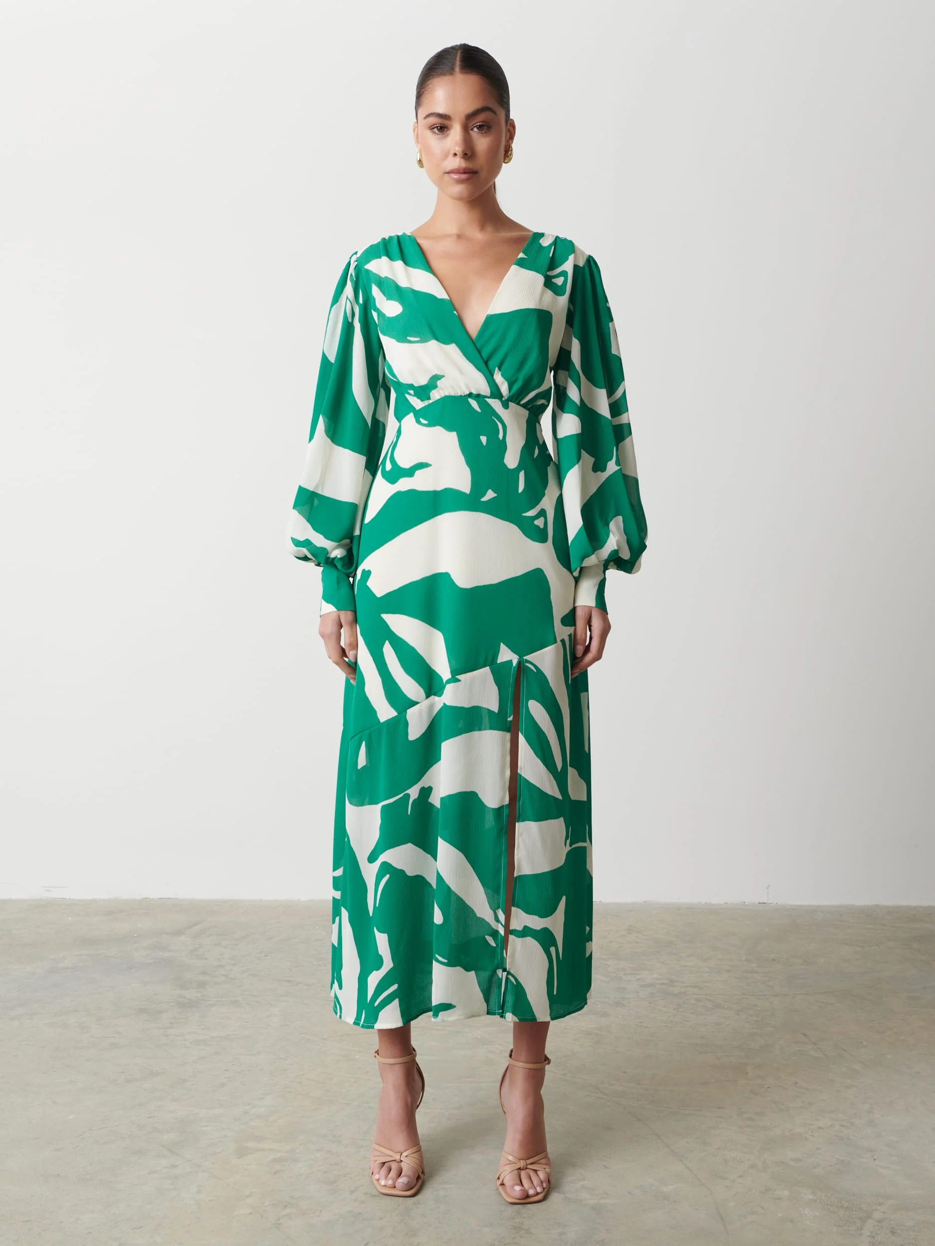 Lilianna Backless Balloon Sleeve Printed Dress - Green Abstract - Image 5