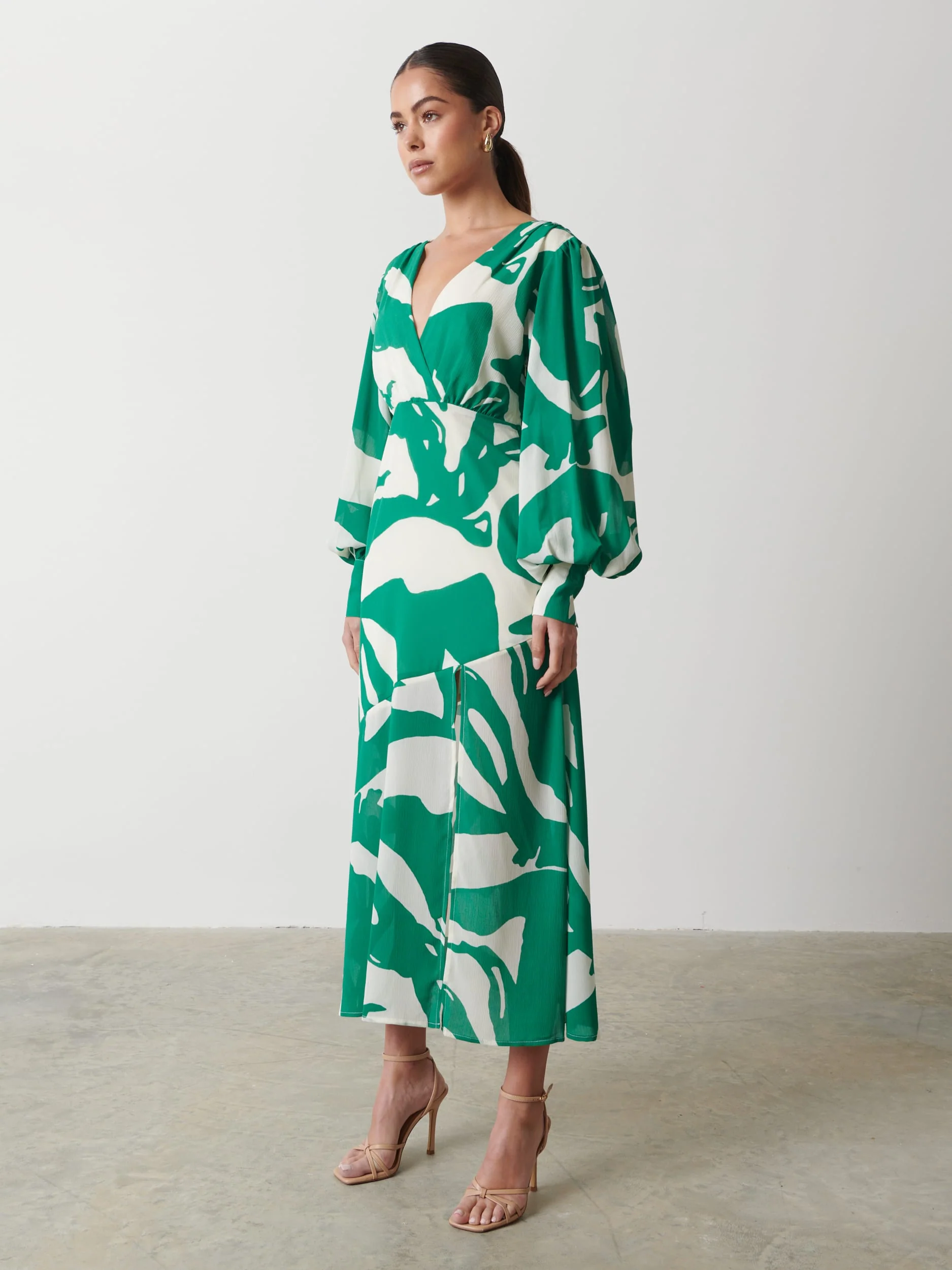 Lilianna Backless Balloon Sleeve Printed Dress - Green Abstract - Image 6