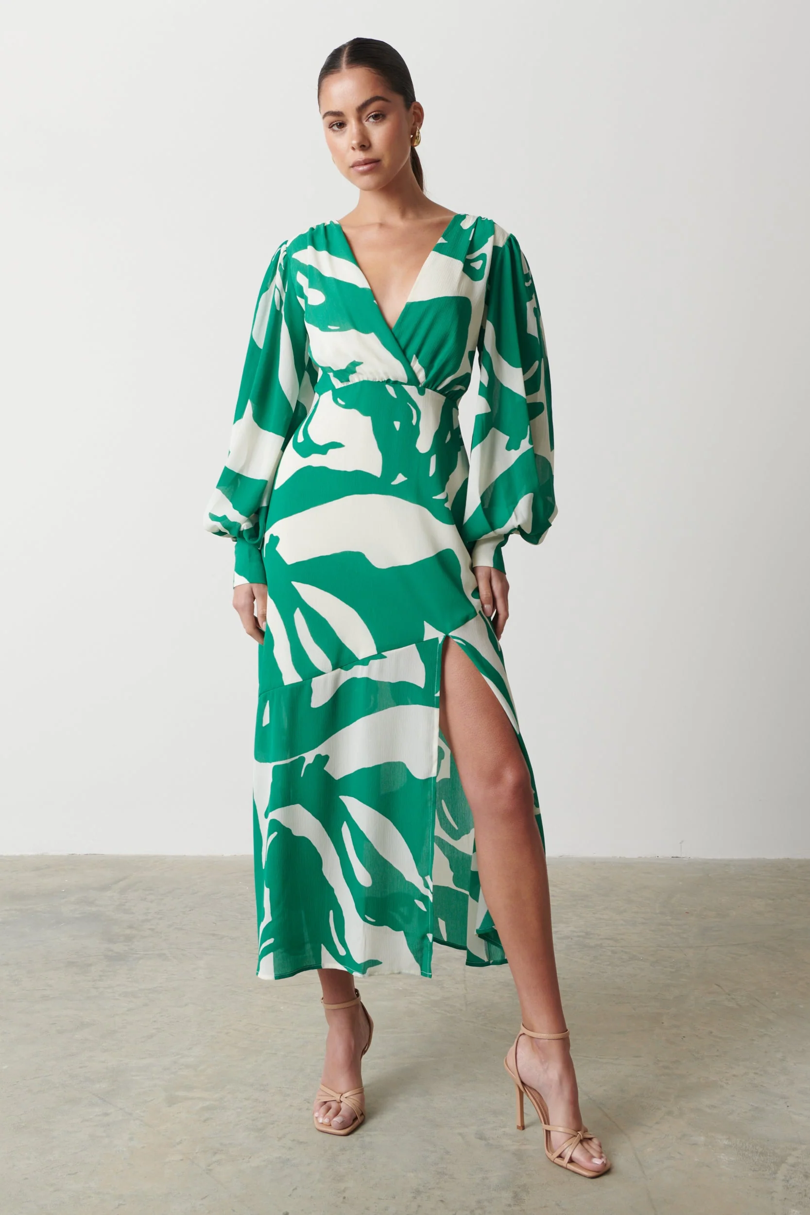 Lilianna Backless Balloon Sleeve Printed Dress - Green Abstract - Image 7