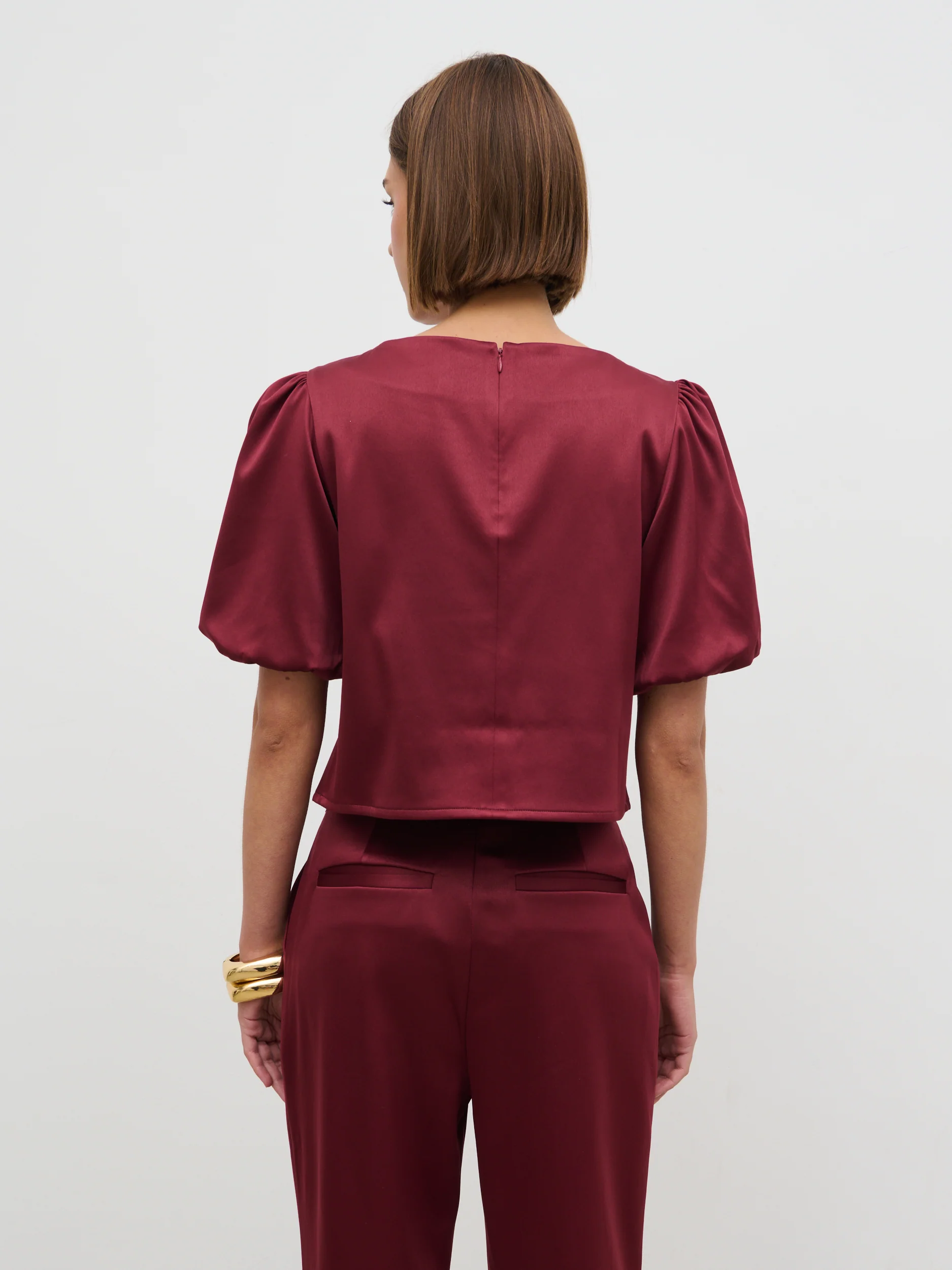 Lorah Puff Sleeve Bonded Satin Top - Wine - Image 5