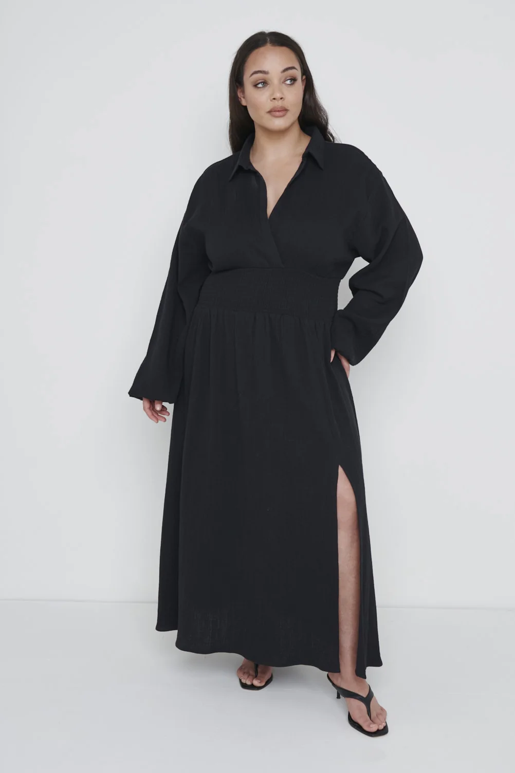 Loretta Shirred Midaxi Dress Curve - Black - Image 4