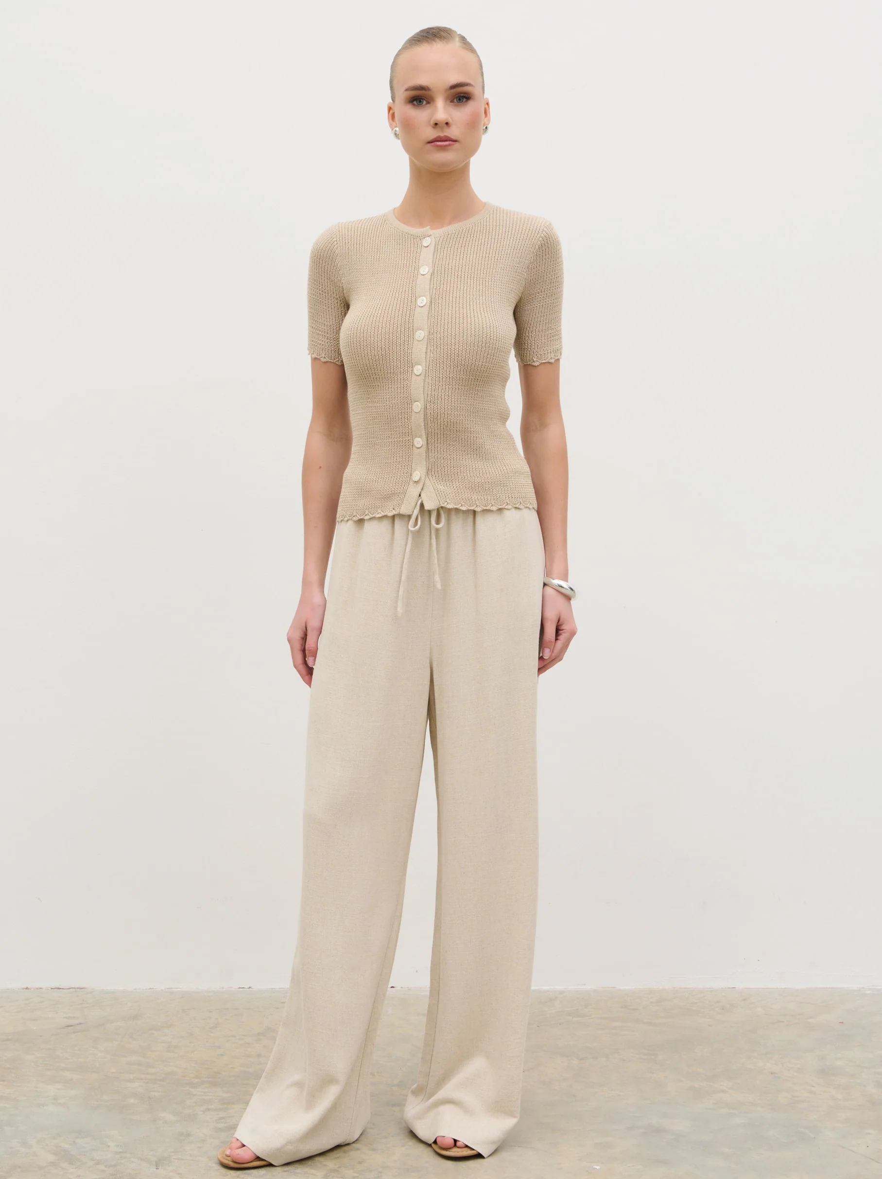 Louna Scallop Detail Cream Knit Button Top - Beige - Image 3