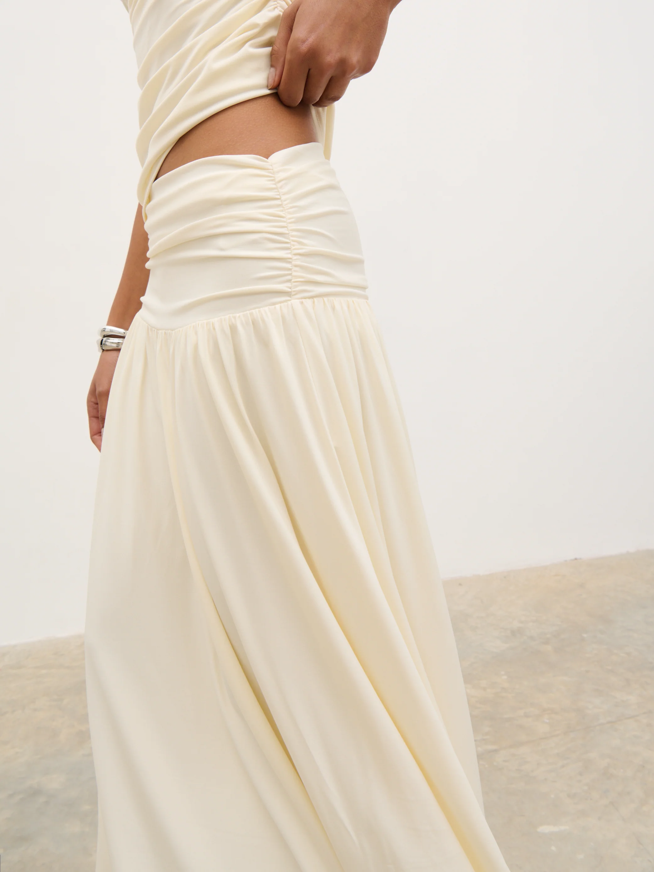 Lydia Ruched Jersey Skirt - Cream - Image 3