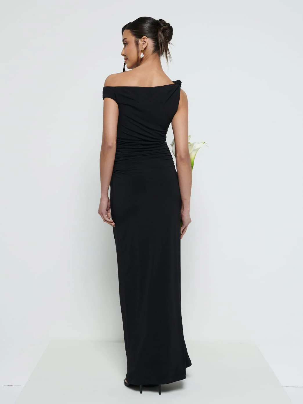 Mackenzie One Shoulder Jersey Bridesmaid Dress - Black - Image 4