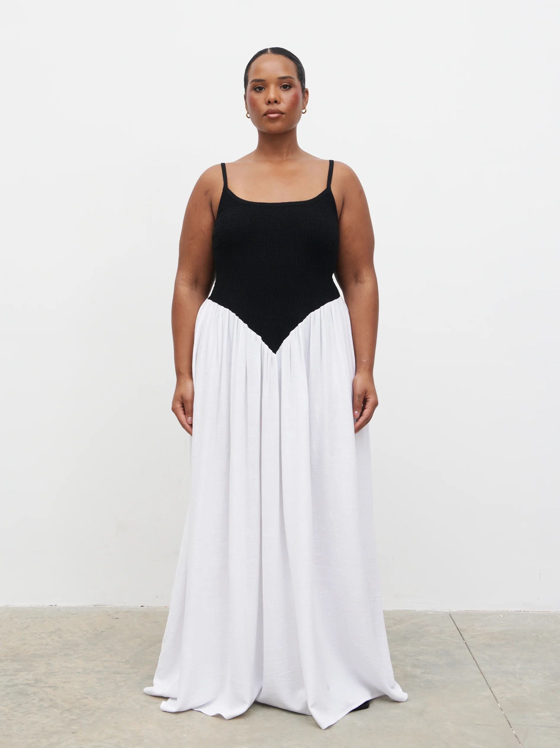 Maude Shirred Contrast Maxi Dress Curve - Black and Cream - Image 6