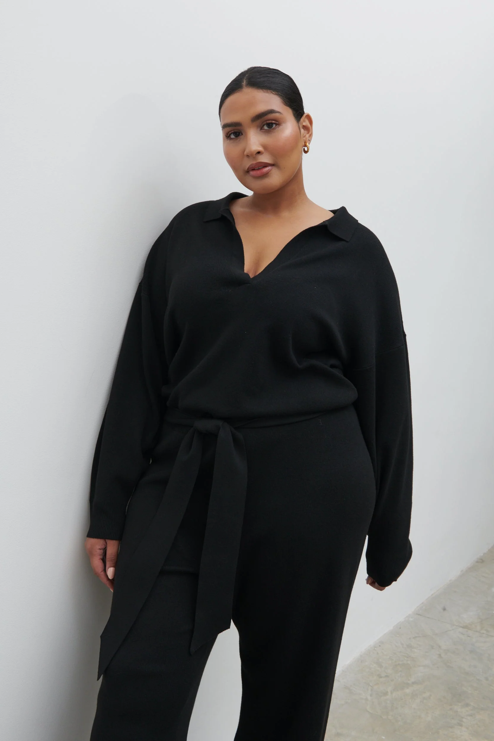 Meg Belted Knit Jumpsuit Curve - Black - Image 3