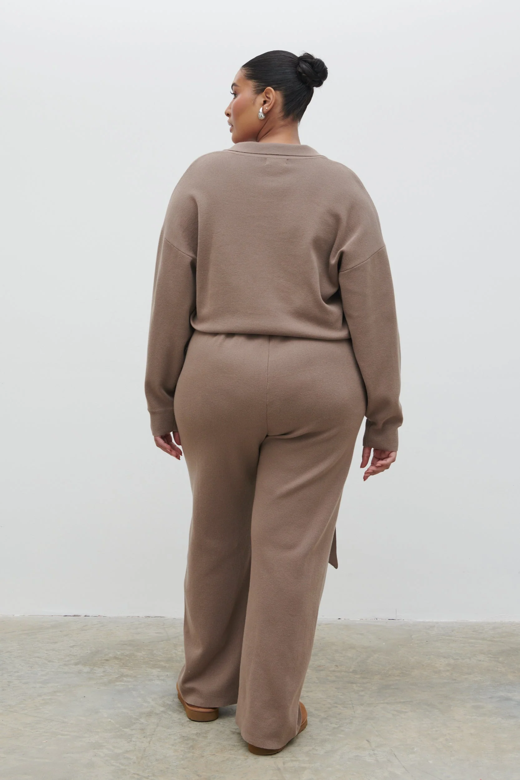 Meg Belted Knit Jumpsuit Curve - Taupe - Image 3