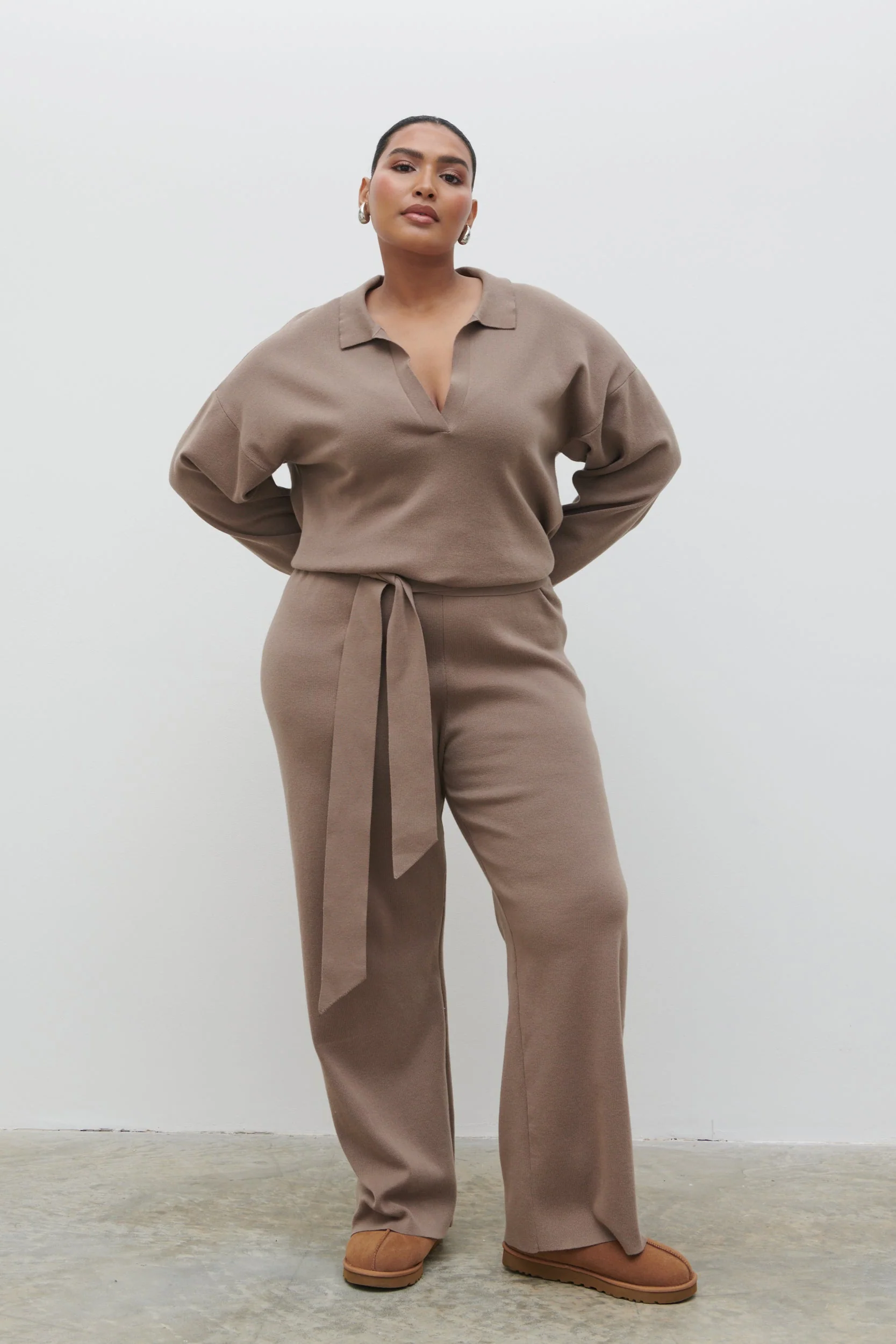 Meg Belted Knit Jumpsuit Curve - Taupe - Image 4