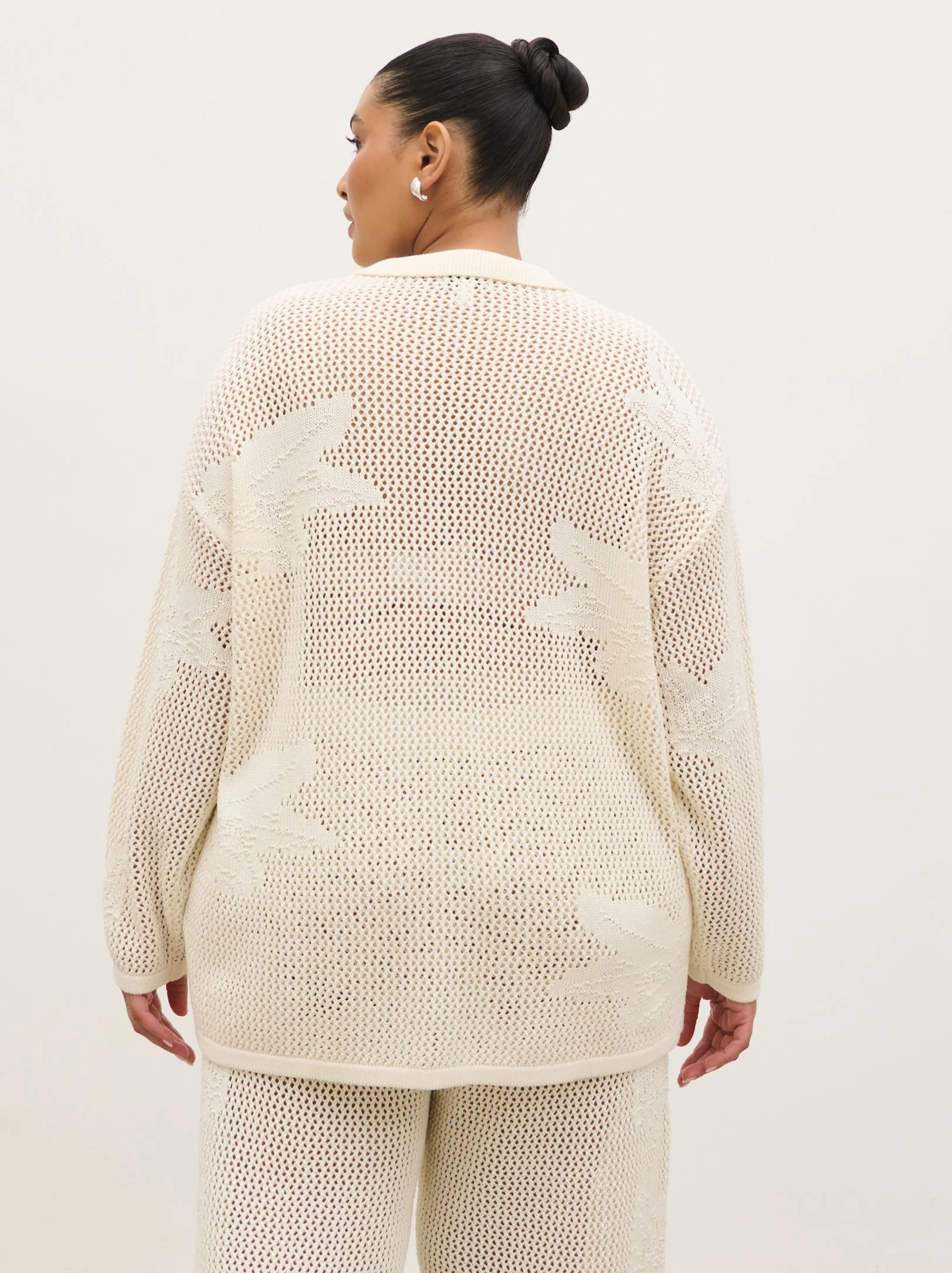 Mireille Knit Oversized Shirt Curve - Cream - Image 5
