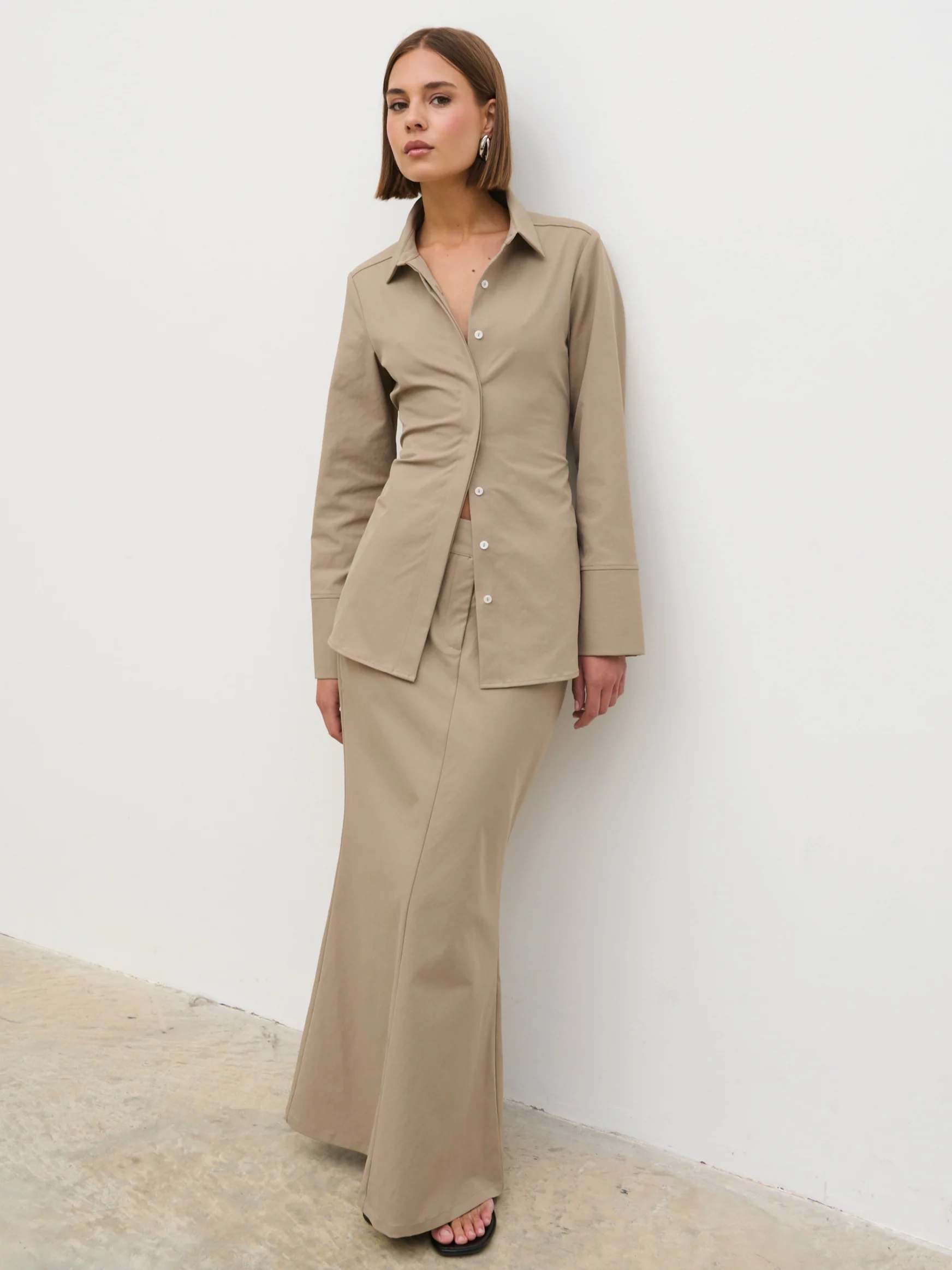 Myley Cinched Shirt - Taupe - Image 3