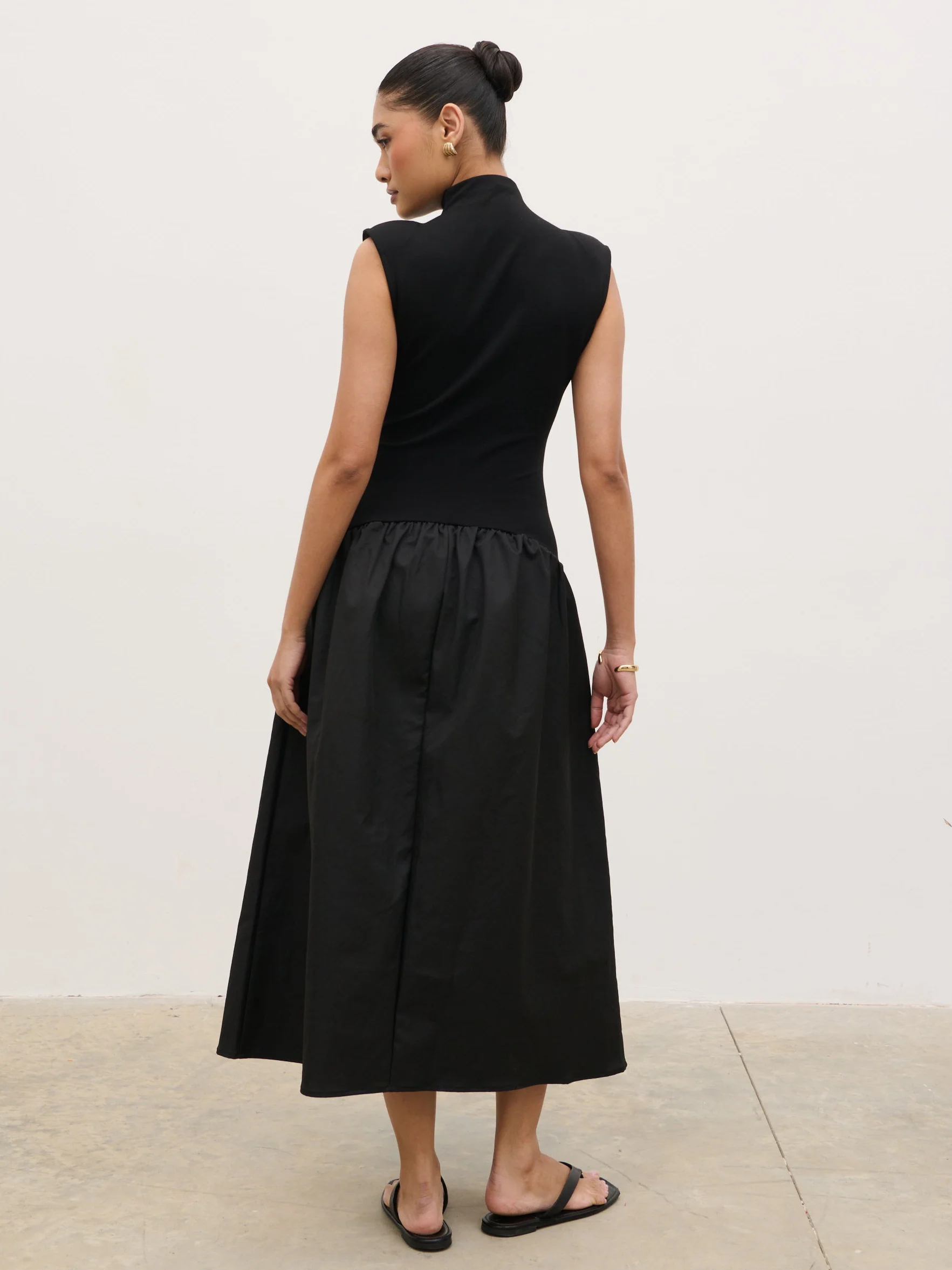 Naia Drop Waist Sleeveless Midaxi Dress - Black - Image 4