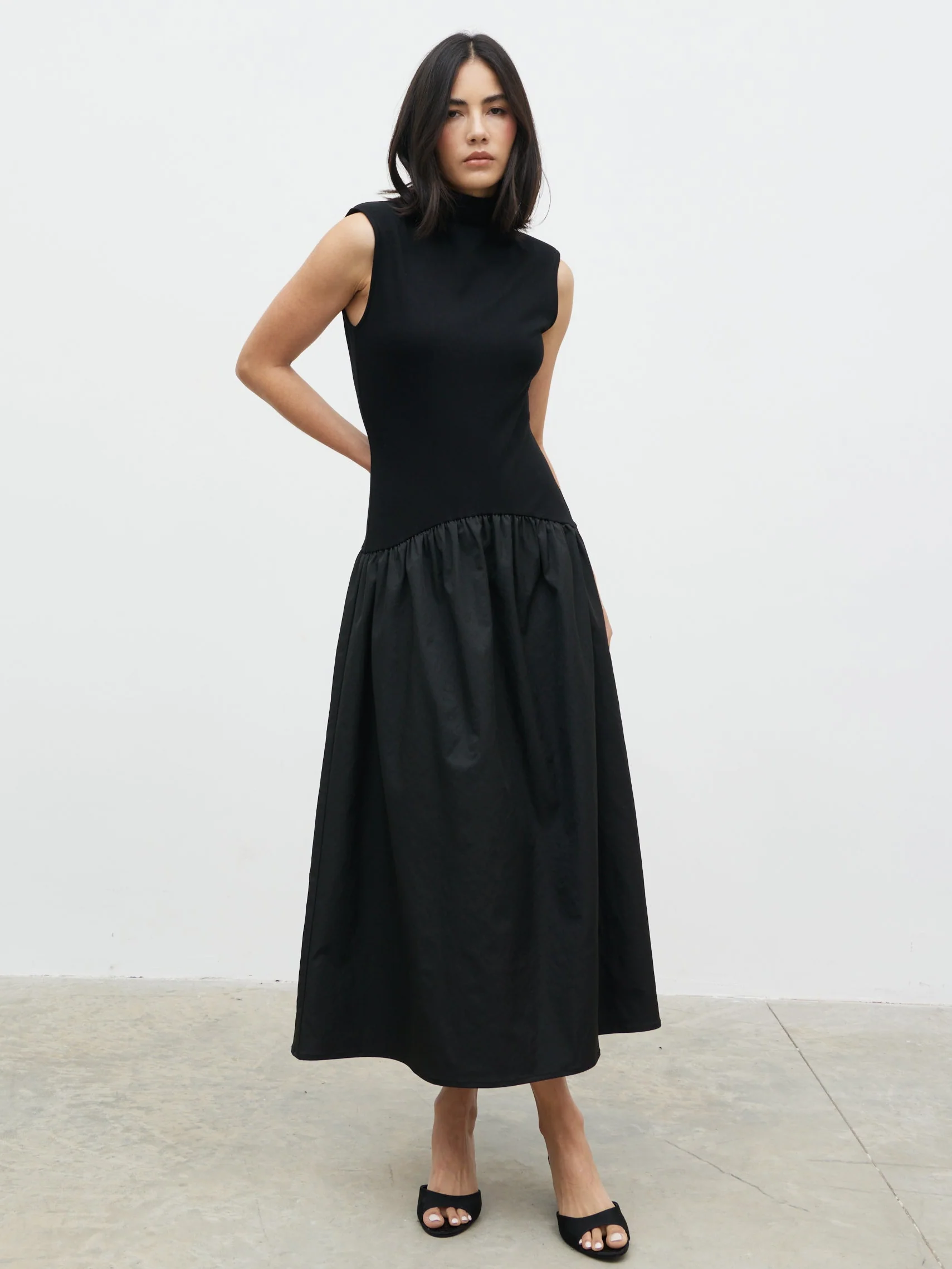 Naia Drop Waist Sleeveless Midaxi Dress - Black - Image 8