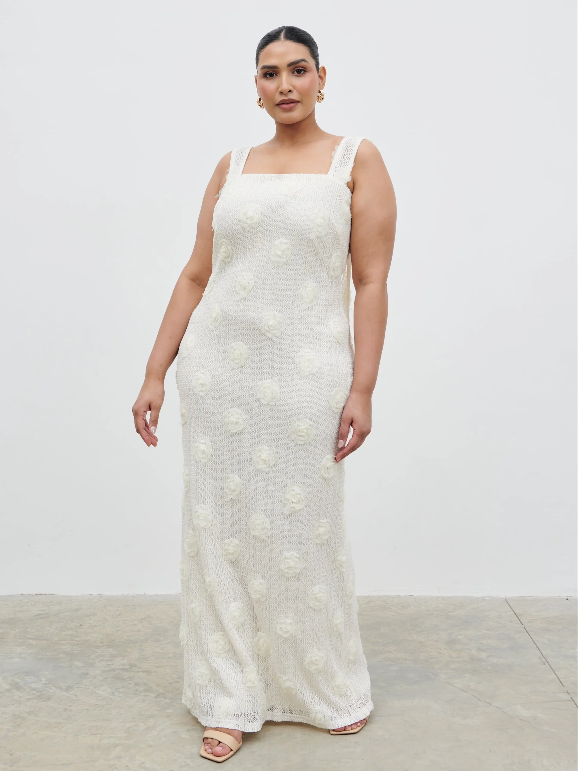 Nancie Floral Maxi Dress Curve - Cream - Image 4