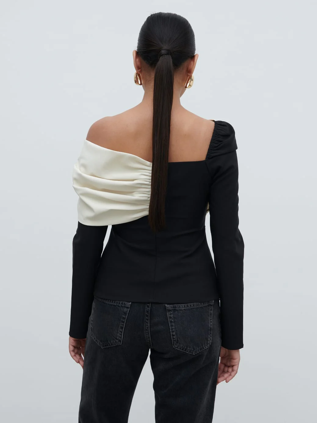Naomi Exaggerated Bow Top - Black and Cream - Image 4