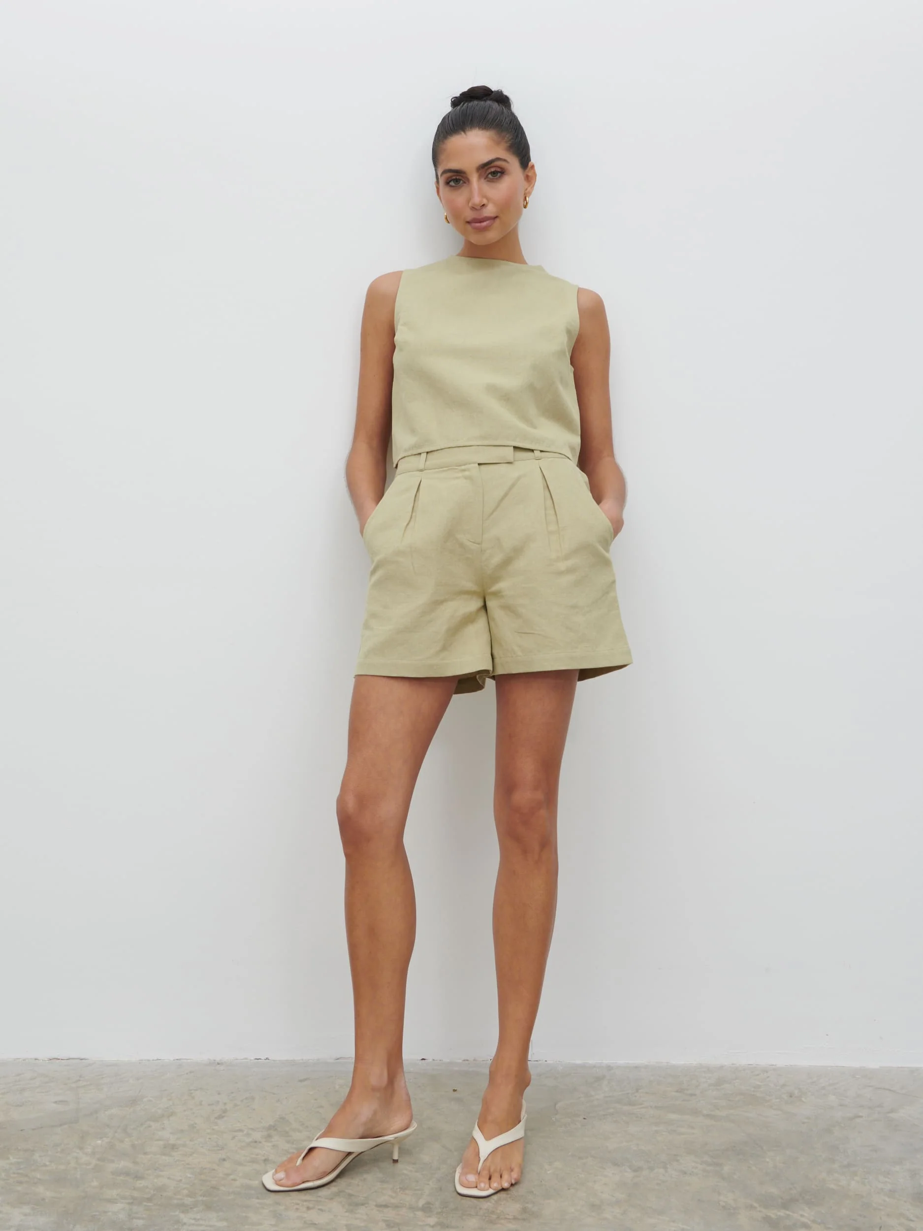 Natasha Linen Shorts - Olive - Image 2