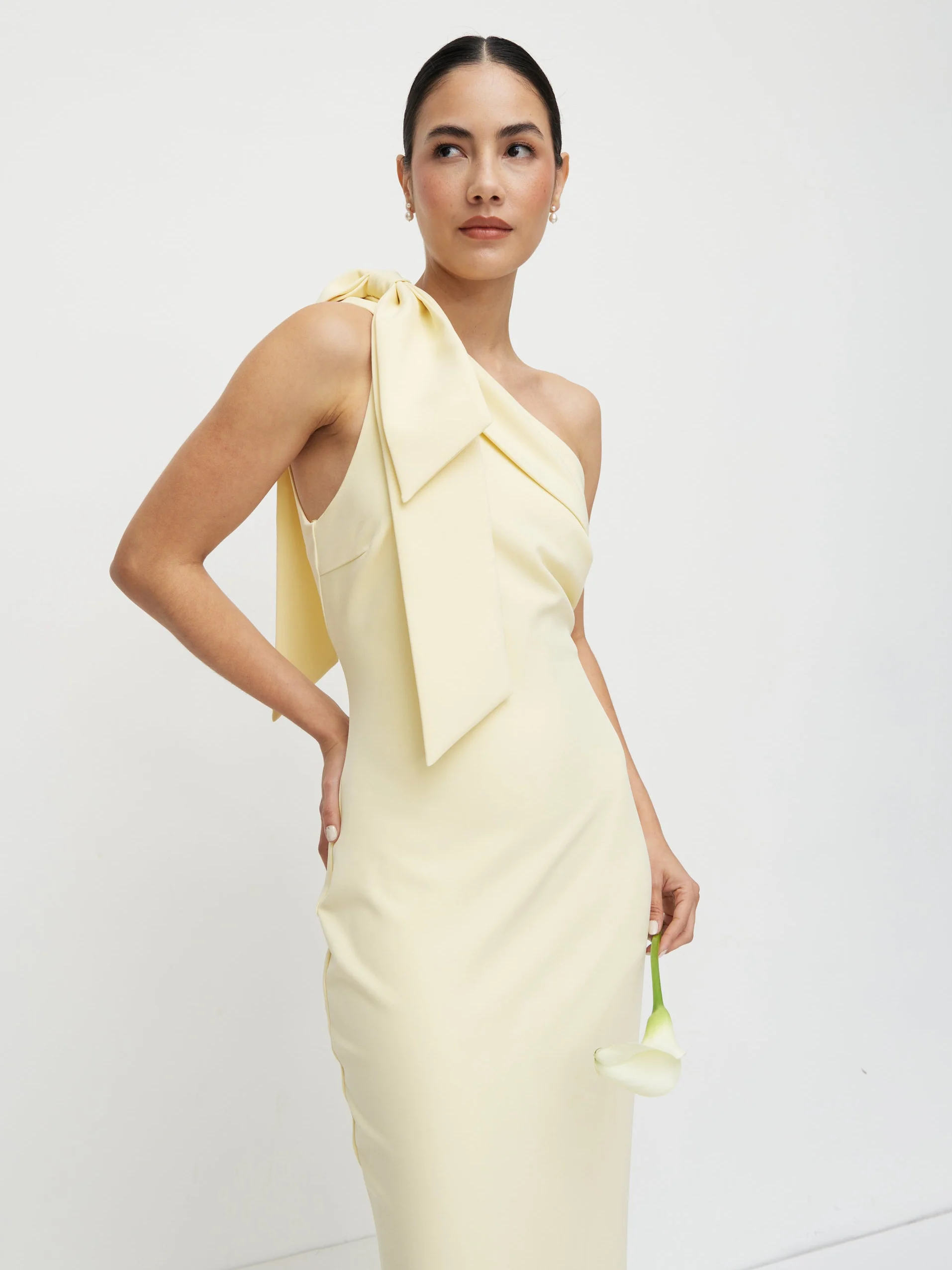 Nevaeh One Shoulder Crepe Maxi Dress - Lemon - Image 4