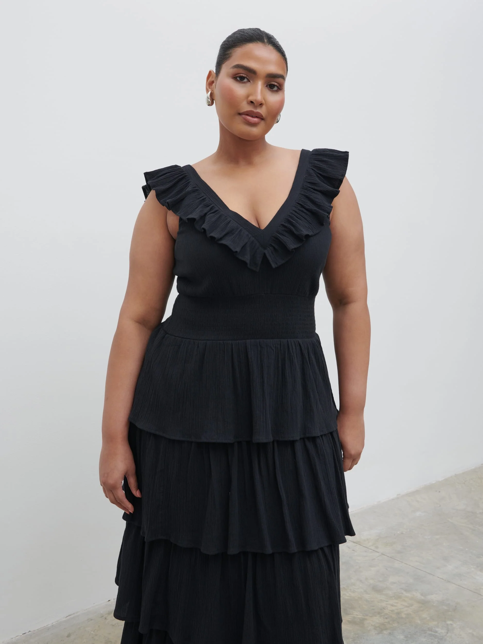 Opal Ruffle Midaxi Dress Curve - Black - Image 4